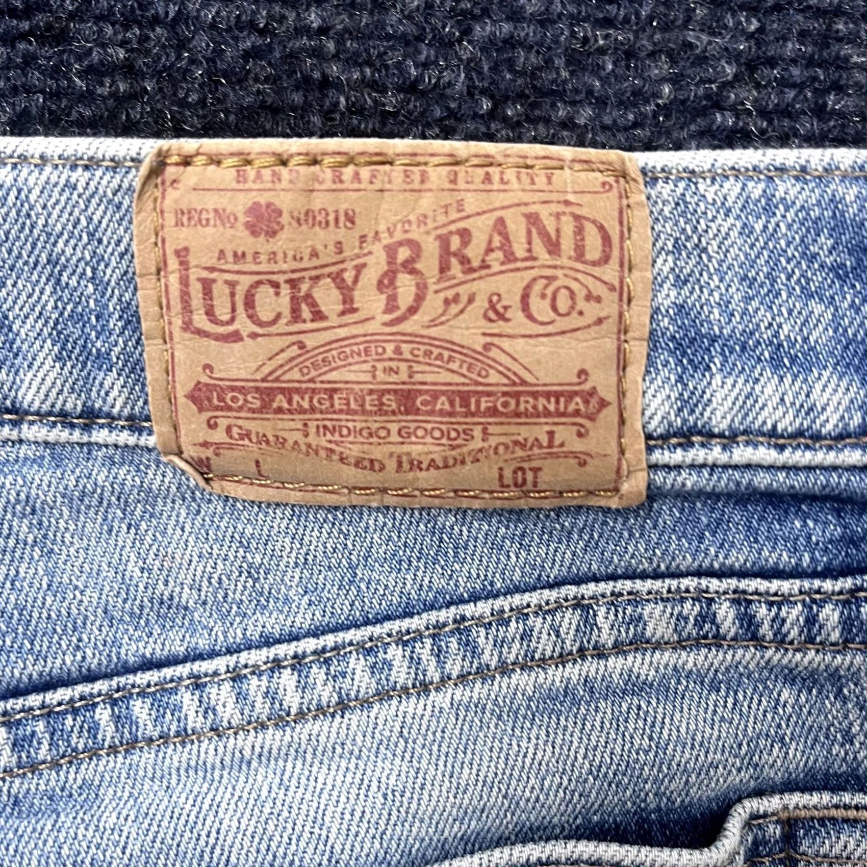 Lucky Brand VINTAGE Lucky Brand Jeans Womens 6 28 Candiani Denim Straight Leg Button Fly Blue Denim Womens Jeans 90s Vintage Shine Womens Size 28" / US 6 / IT 42 - 6 Thumbnail