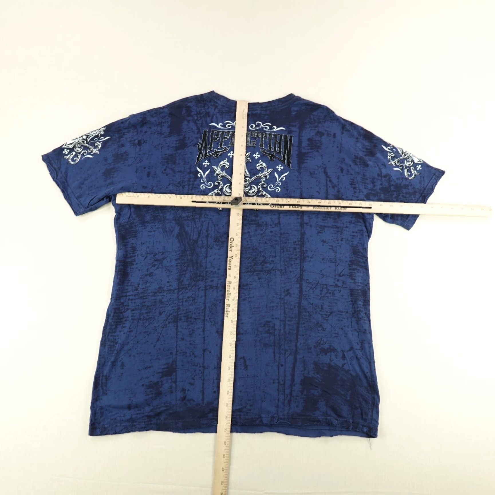 Affliction VINTAGE Affliction Shirt 2XL XXL Blue Tie Dye Graphic Print Live Past MMA Martial Arts Y2K Mens Size US XXL / EU 58 / 5 - 6 Thumbnail