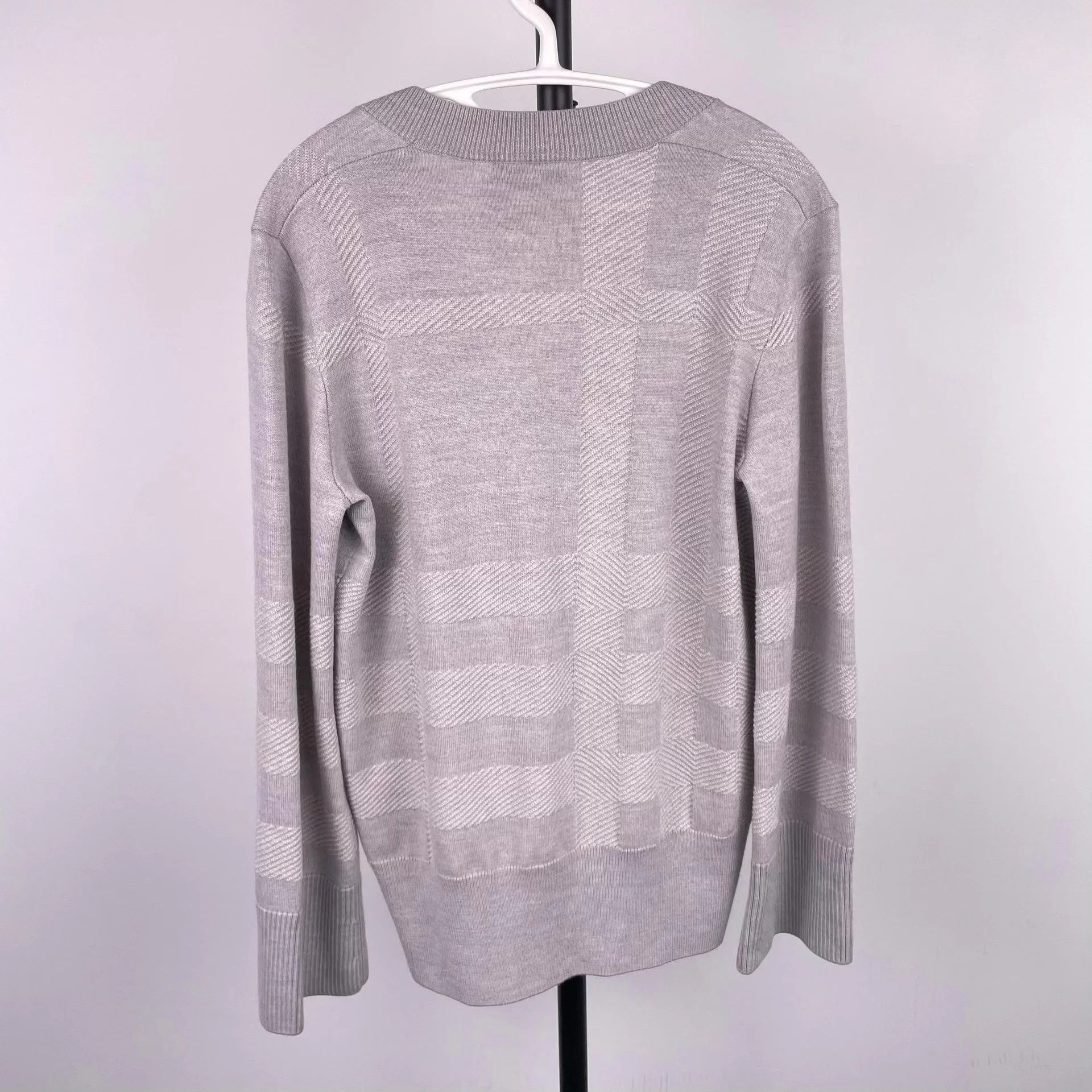 Burberry Burberry Gray M Sweater Size US M / EU 48-50 / 2 - 2 Thumbnail