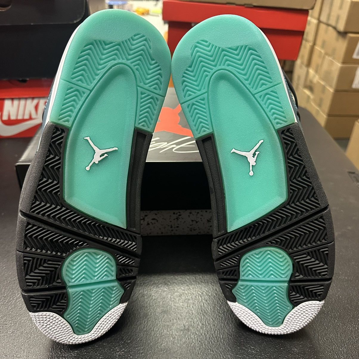 Jordan Brand × Nike Size 12 - Nike Air Jordan 4 Retro Teal 30th Anniversary Size US 12 / EU 45 - 5 Thumbnail