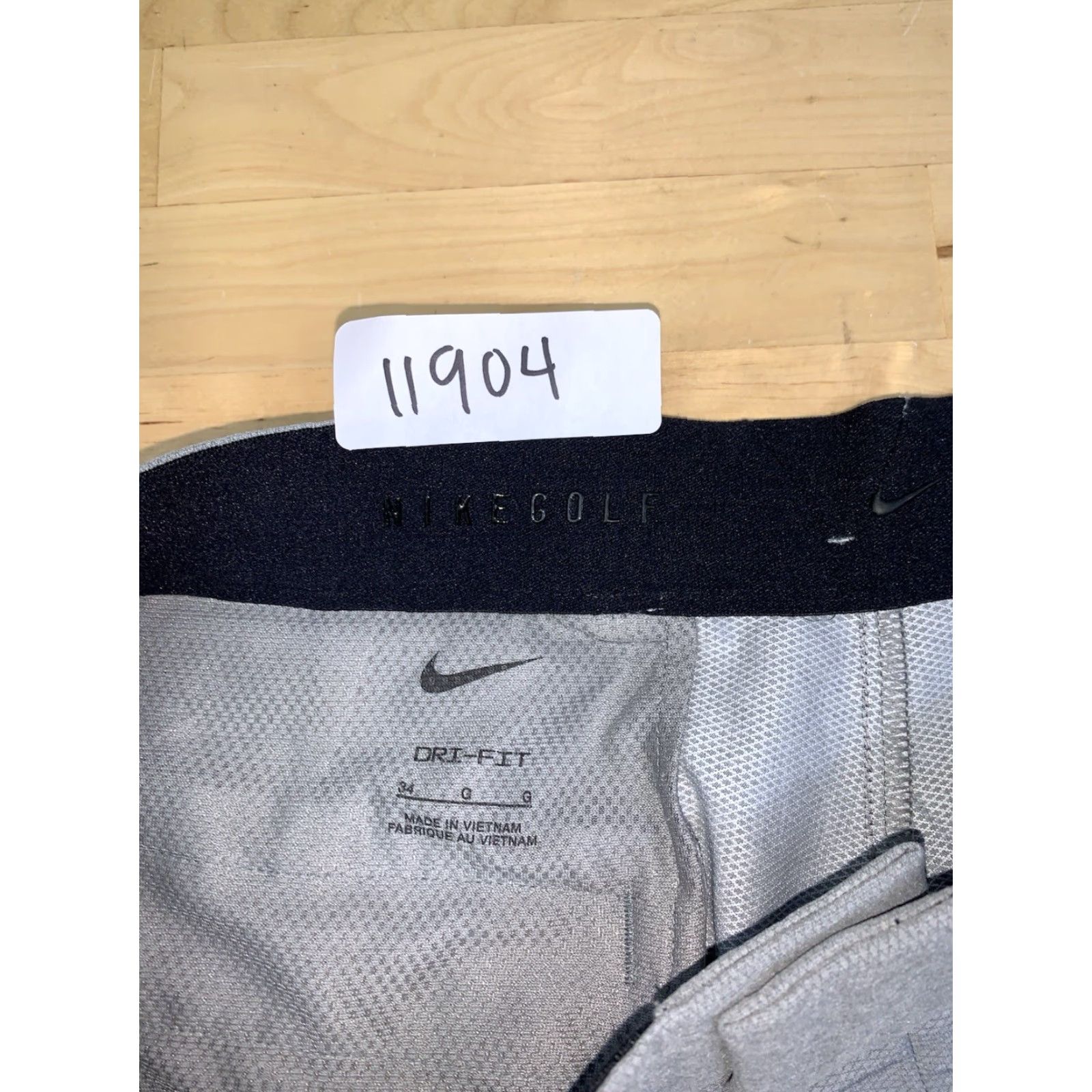 Nike Nike Golf Chino Shorts Mens 34 Gray Casual Stretch Performance Size US 34 / EU 50 - 2 Thumbnail