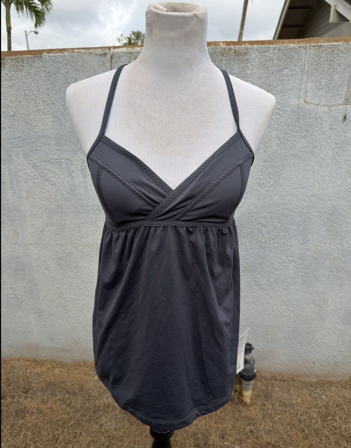 Lululemon New Lululemon Coal Gray Rehearsal Tank Top Women's Size 8 Size M / US 6-8 / IT 42-44 - 1 Thumbnail