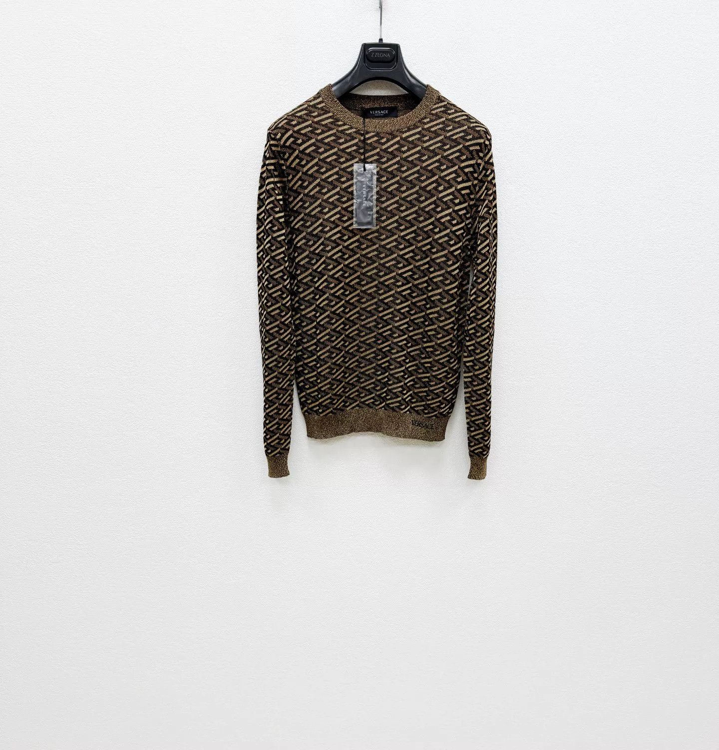 Versace VERSACE Embroidered Knit Sweater Size US S / EU 44-46 / 1 - 1 Thumbnail