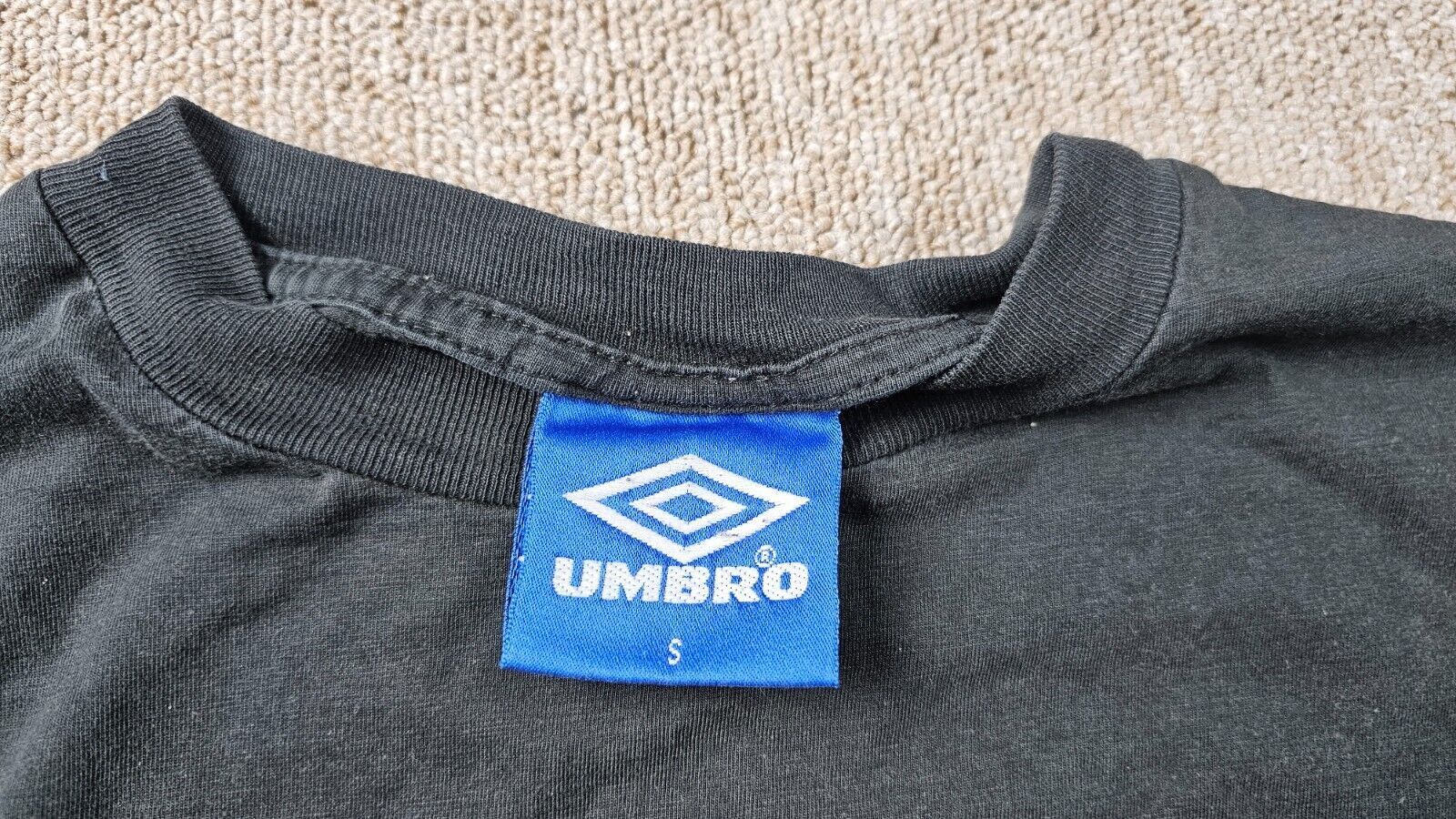 Umbro intage 90s Umbro Man United Solskjaer T-Shirt 1996 OG S Size US S / EU 44-46 / 1 - 7 Thumbnail