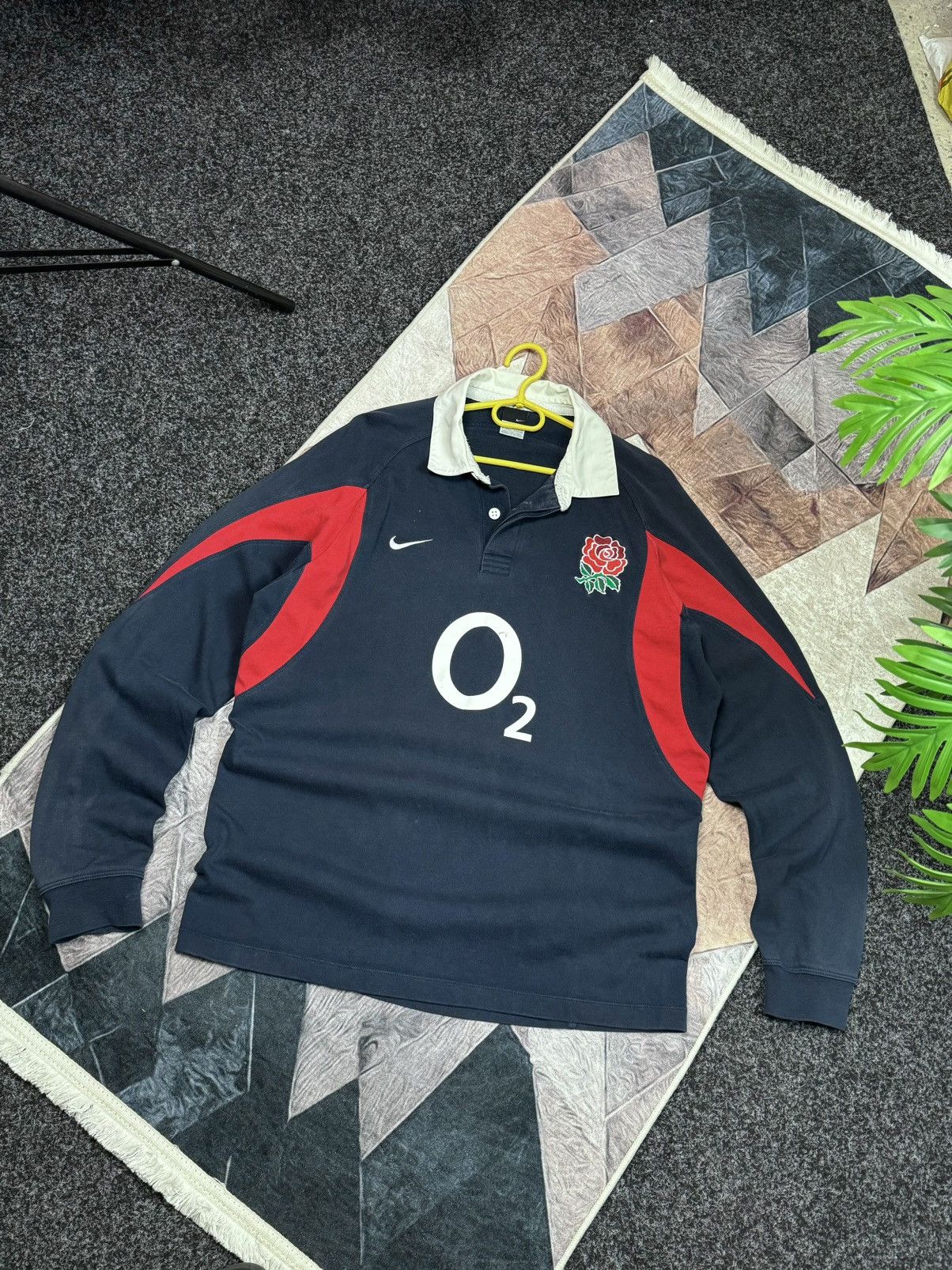 Nike Vintage 2003/2004 England Rugby Shirt Nike mens size XL Y2K Size US XL / EU 56 / 4 - 15 Thumbnail