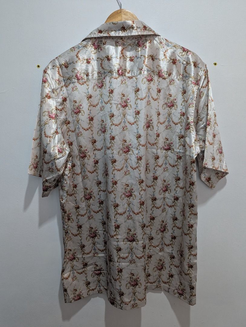 Han Kjobenhavn Han Kjobenhavn Floral Silk SS Shirt L Size US L / EU 52-54 / 3 - 7 Thumbnail
