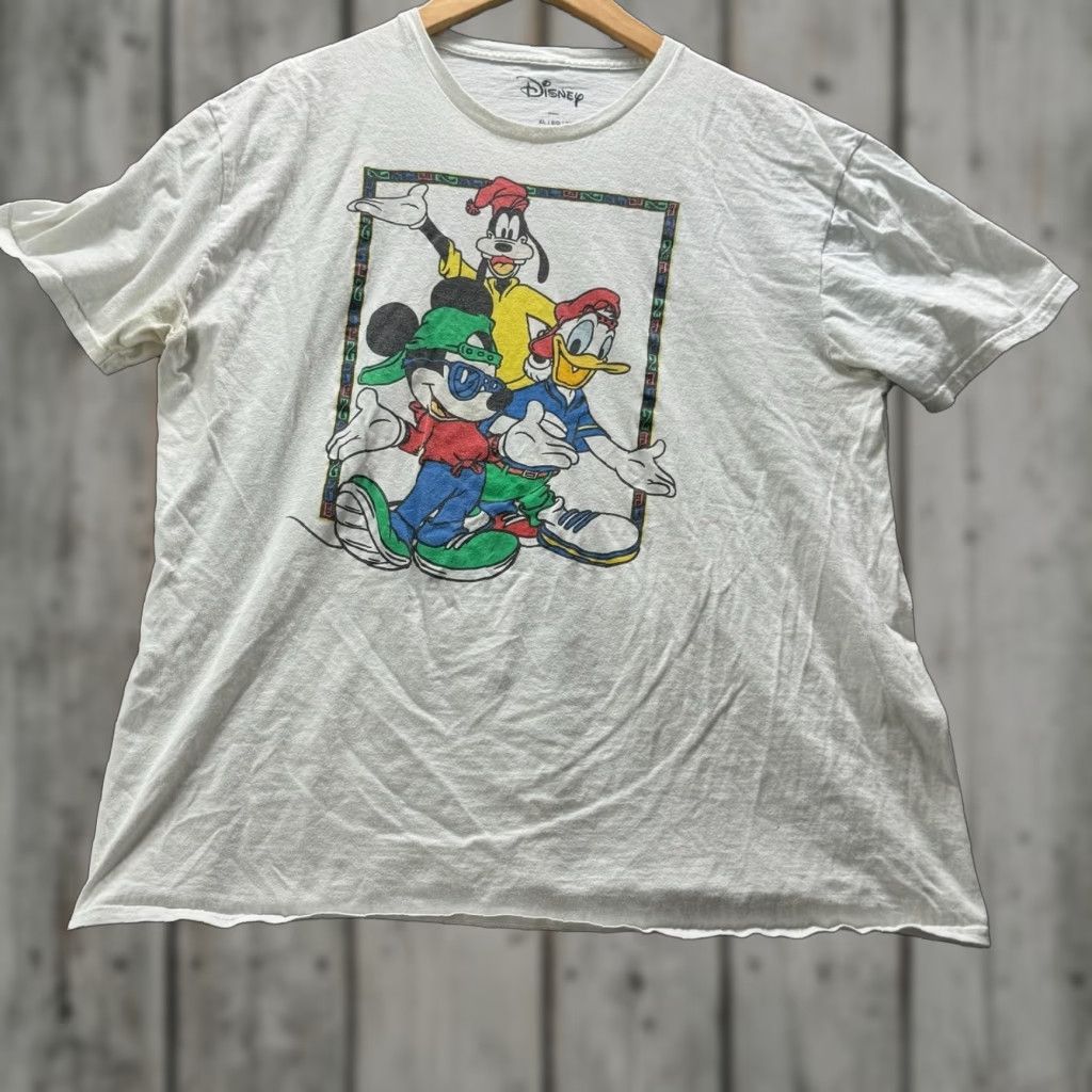 Disney Disney Shirt XL White Graphic Tee Mickey Donald Goofy Photo Y2k Vibe Men’s Tagsless Crew Neck Short Sleeve Shirt Size US XL / EU 56 / 4 - 1 Thumbnail