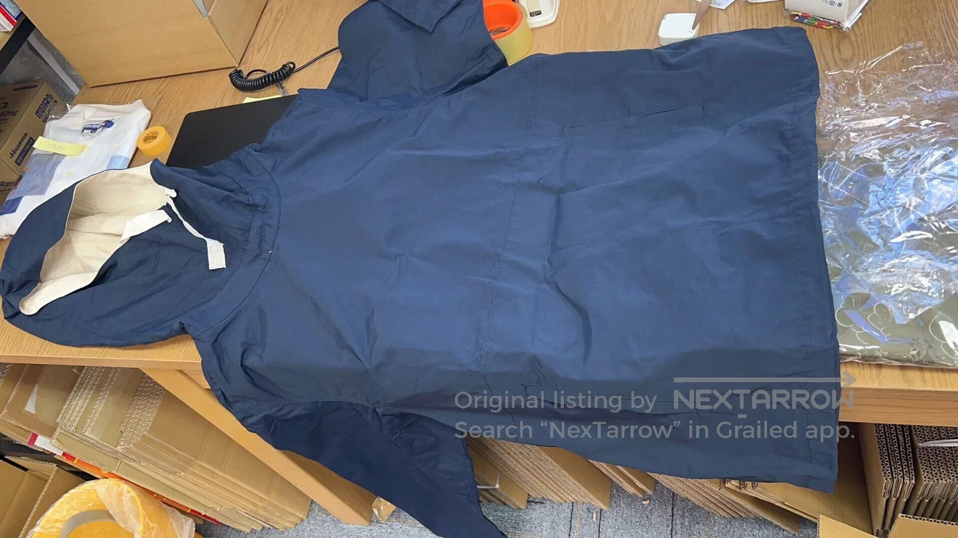 Nanamica Nanamica Hooded Jacket in Navy Blue. Size US L / EU 52-54 / 3 - 4 Thumbnail