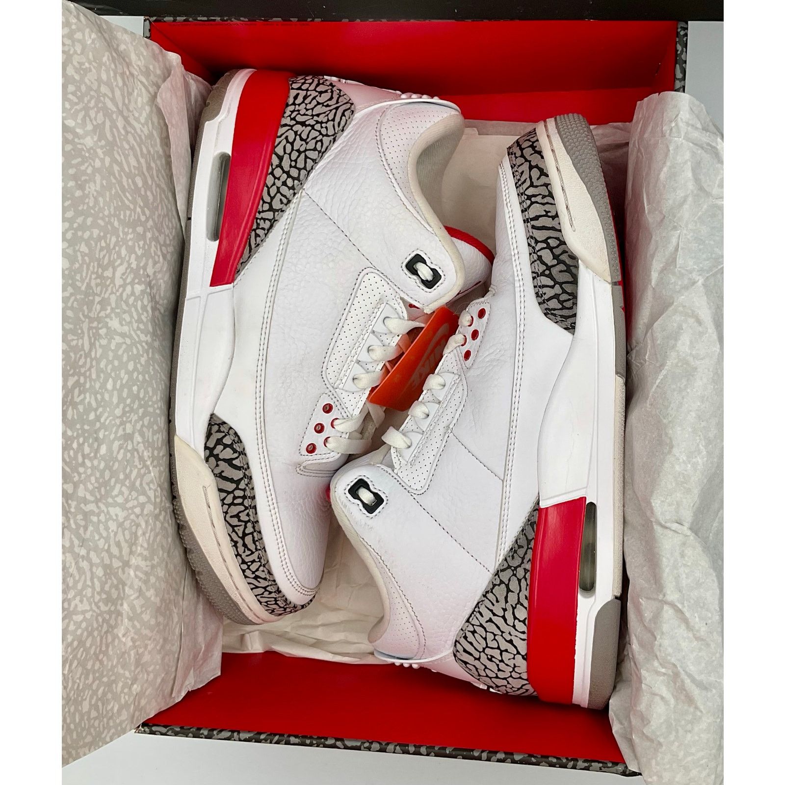 Nike Air Jordan 3 Retro Fire Red DN807-160 M11.5 Preowned Size US 11.5 / EU 44-45 - 5 Thumbnail