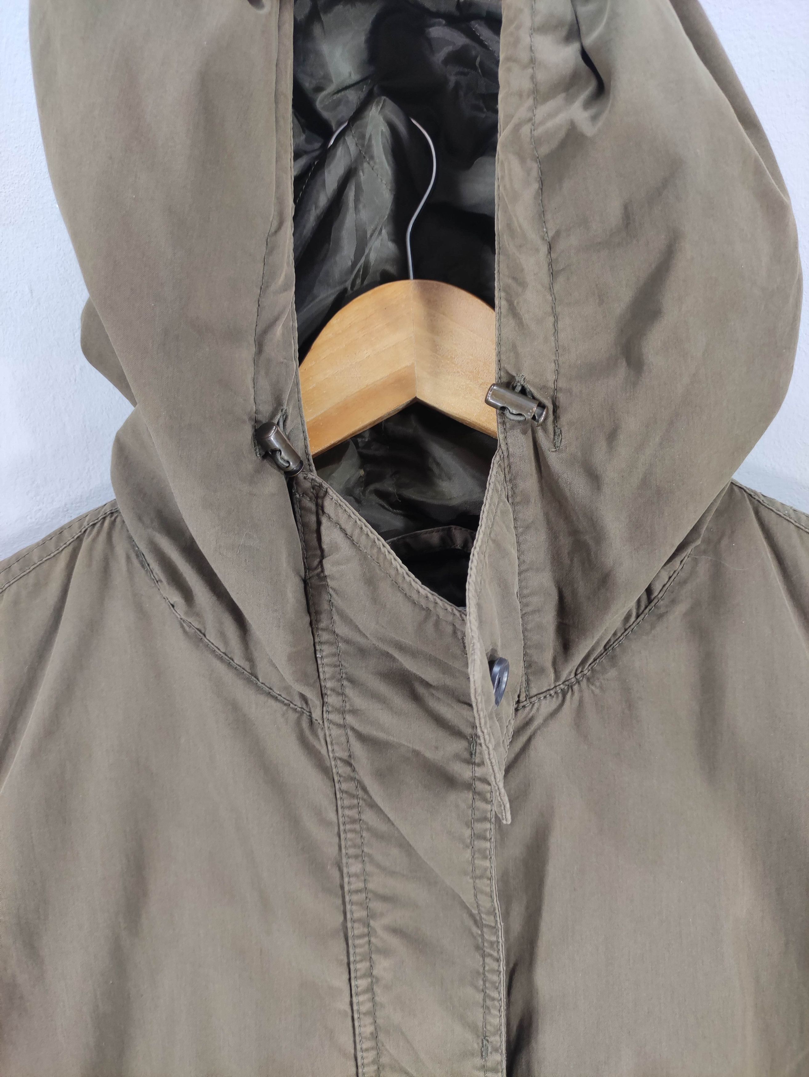 Uniqlo Vintage Uniqlo Parka Military Style Hoodie Jacket Zipper Size US M / EU 48-50 / 2 - 3 Thumbnail