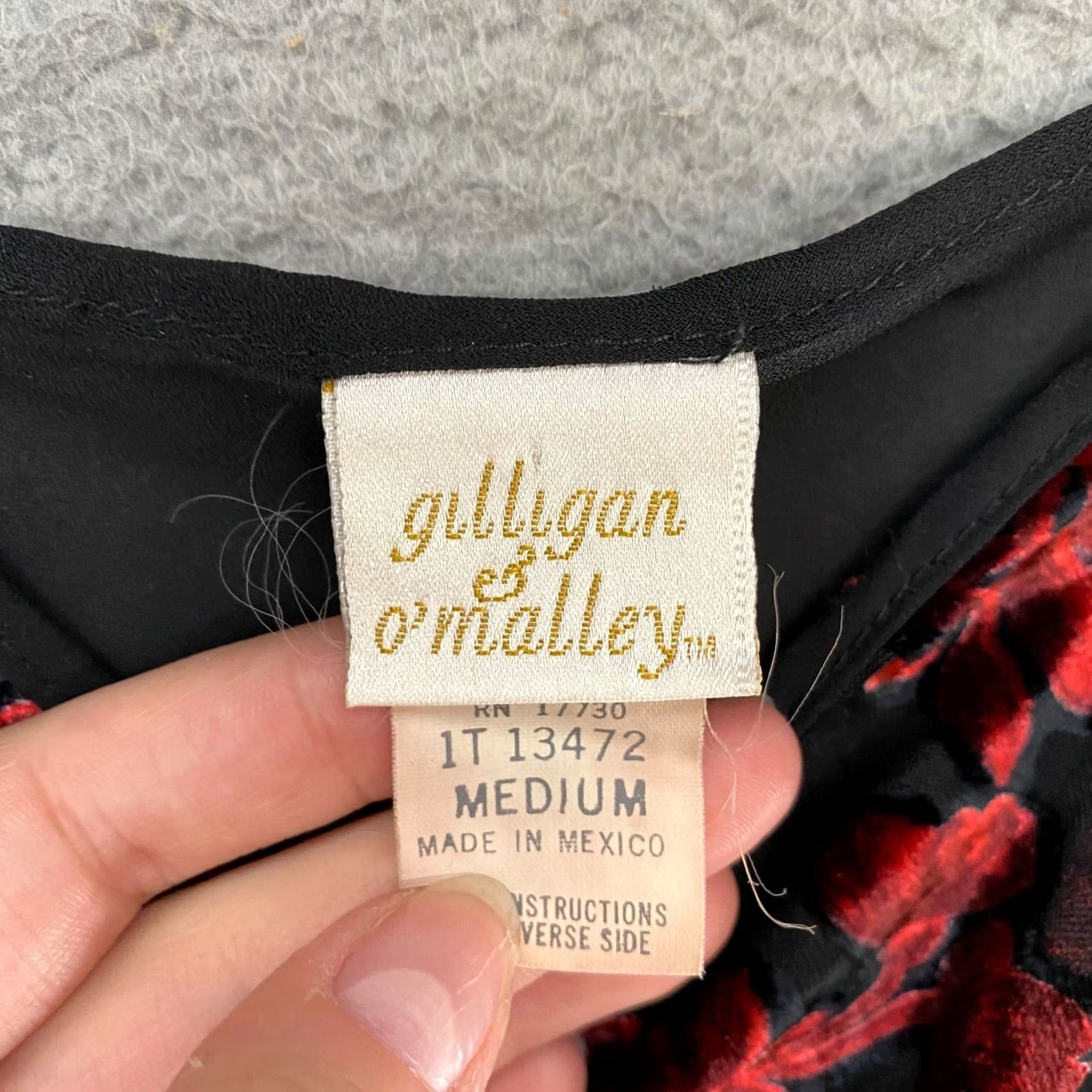Velvet VINTAGE Gilligan & O'Malley Burnout Velvet Tank Womens M Black Floral Whimsigoth Y2K Moody Virtual Size M / US 6-8 / IT 42-44 - 5 Thumbnail