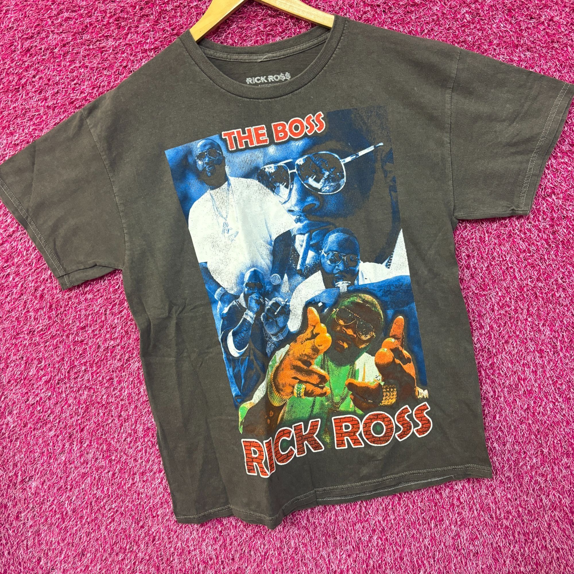 Rap Tees Rick Ross The Boss 90's style collage Rap Tshirt size large Size US L / EU 52-54 / 3 - 3 Thumbnail