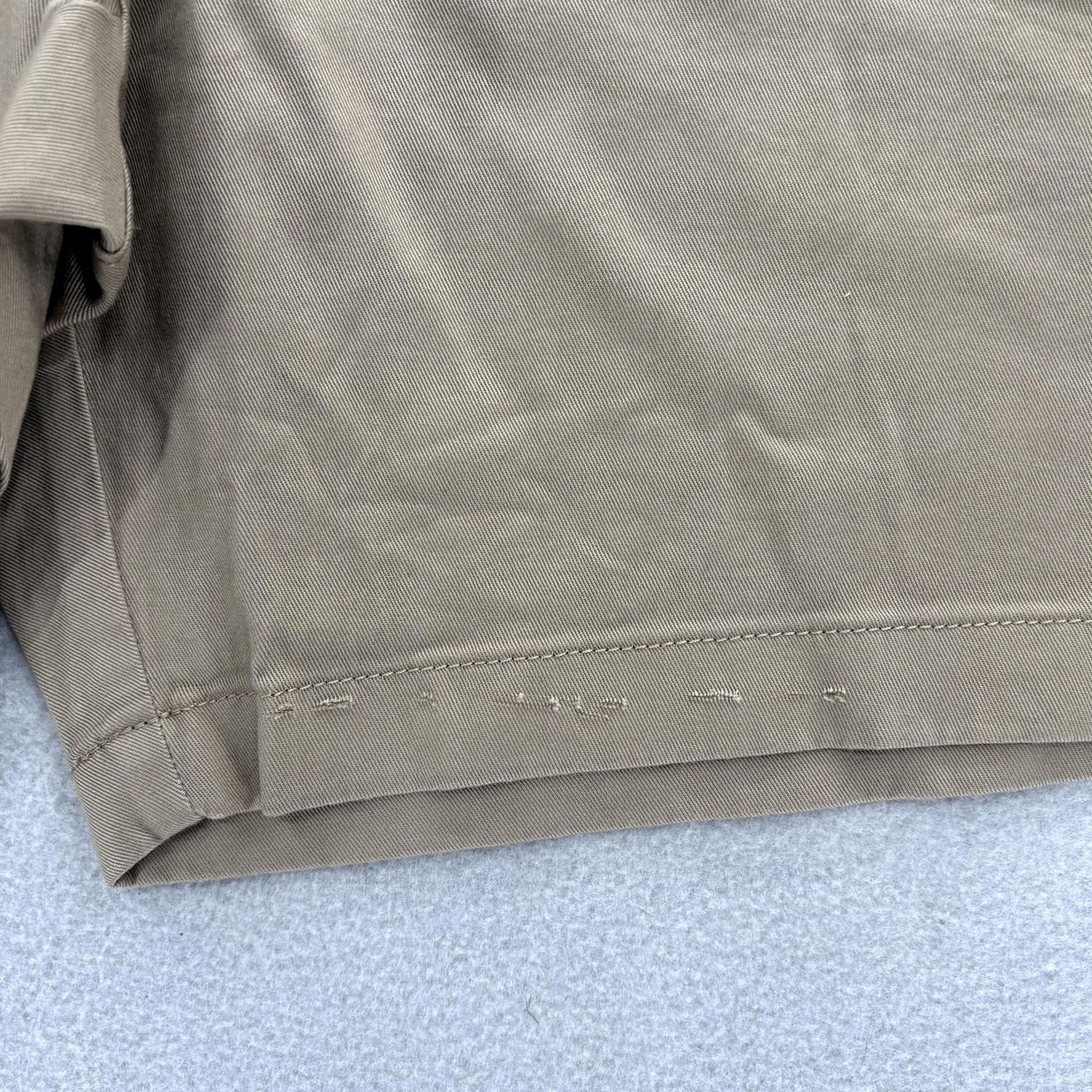 J.Crew J.Crew Shorts Mens 40 Beige Chino 7" Stretch Classic Fit Casual Summer NWT Size US 40 / EU 56 - 3 Thumbnail