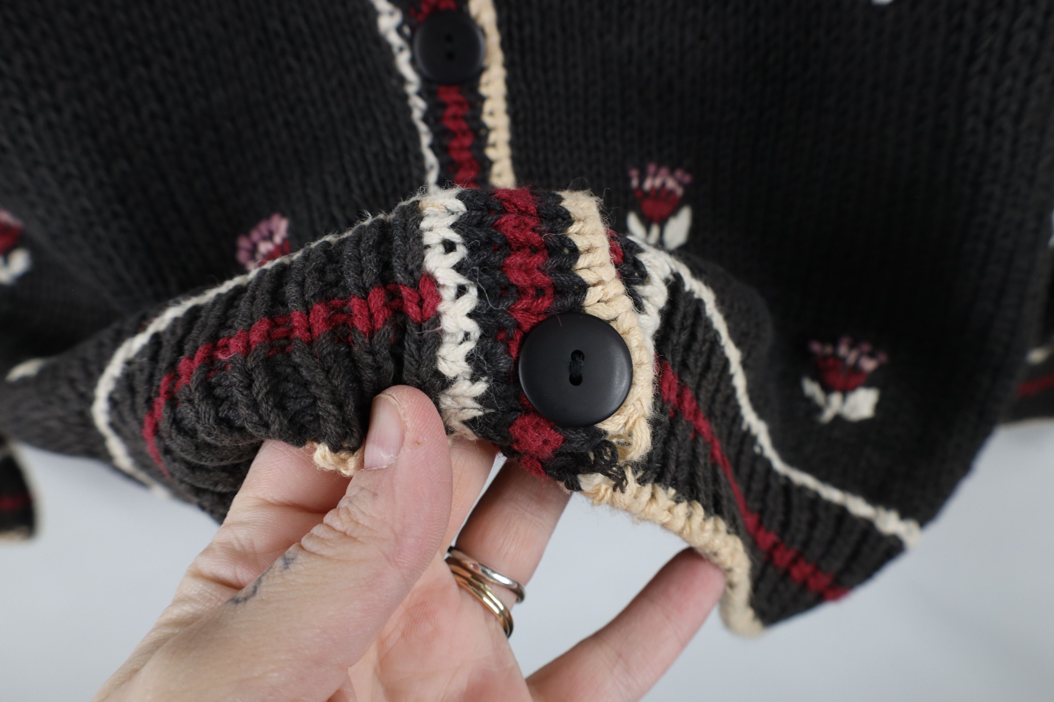Vintage Vintage 90s Farmhouse Flower Fair Isle Knit Cardigan Sweater Size M / US 6-8 / IT 42-44 - 8 Thumbnail