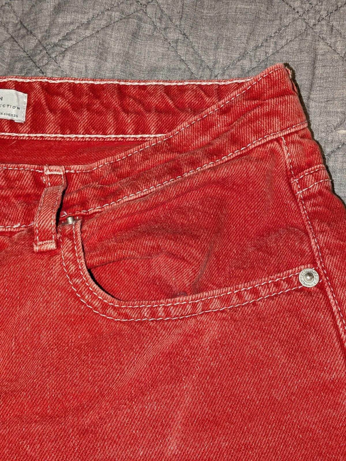 Zara Zara Woman Premium Red Straight Leg High Wasted Denim Jeans Size 27" / US 4 / IT 40 - 4 Thumbnail