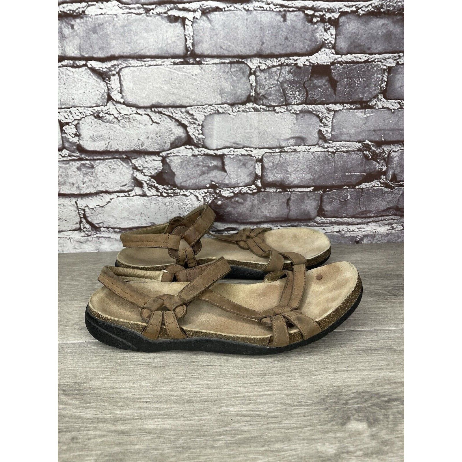 Teva Teva Ventura Cork Brown Ankle Strappy Casual Outdoor Sandals Size US 9 / IT 39 - 12 Thumbnail