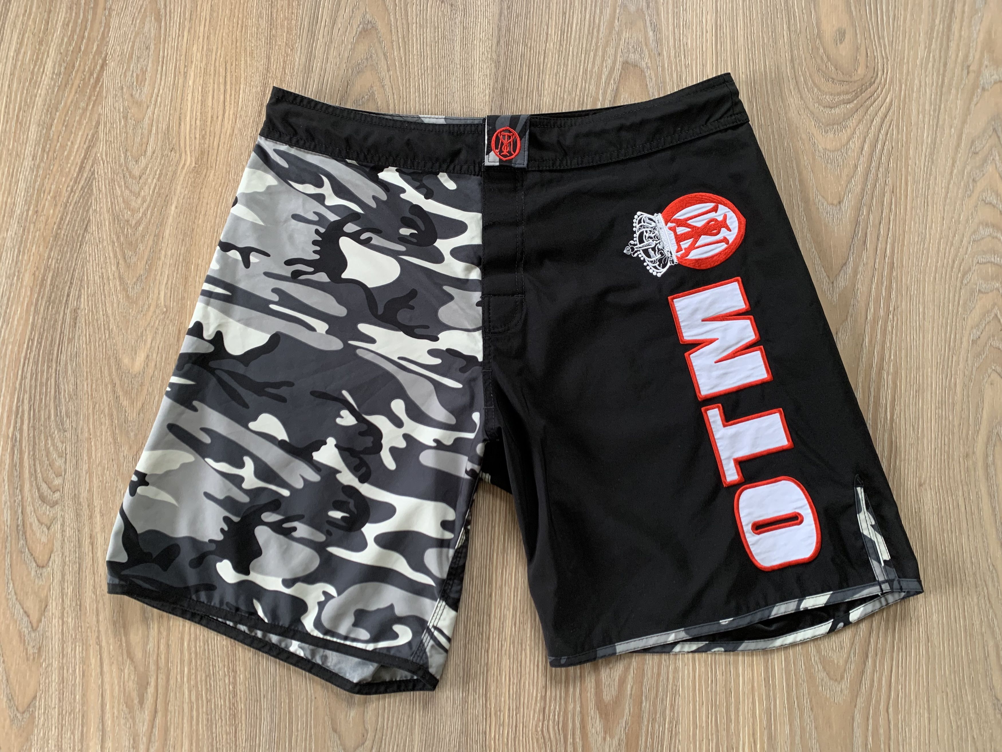 Flight Club × Sports Specialties Vintage OTM Mens Fight Muai Thai Shorts Size US 36 / EU 52 - 2 Thumbnail