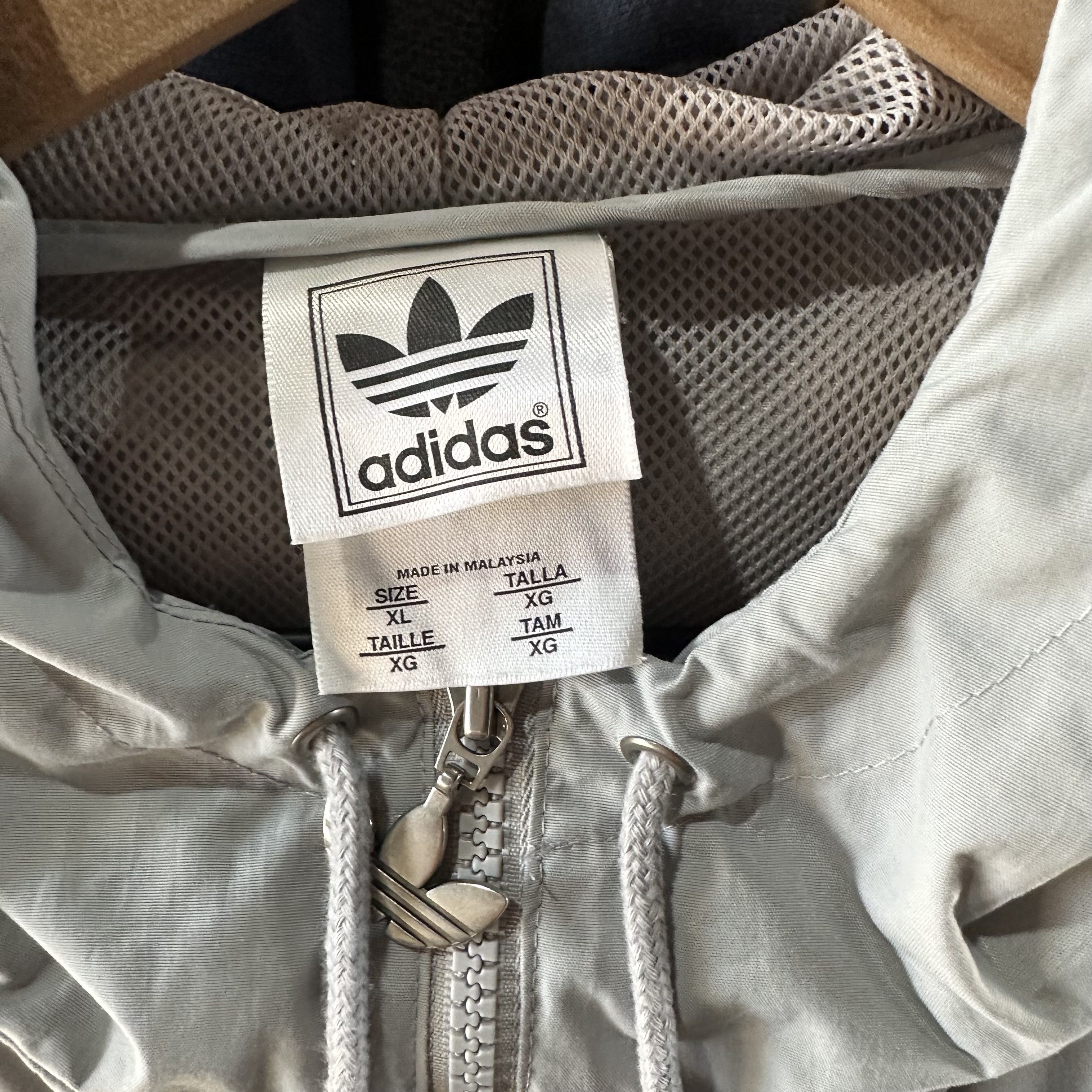 Adidas Vintage Adidas Windbreaker Jacket Mens Silver Gray Pullover Size US XL / EU 56 / 4 - 8 Thumbnail