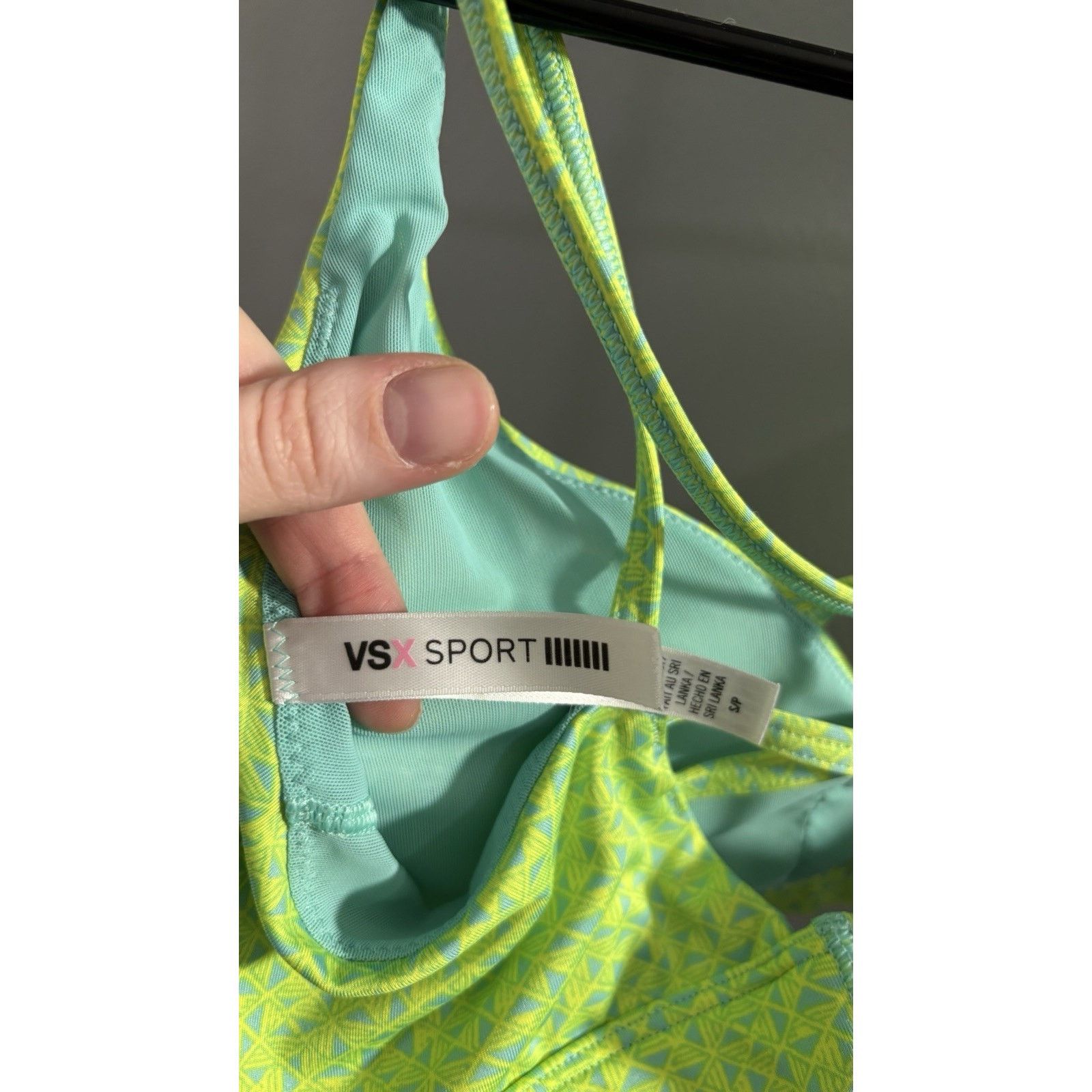 Victoria's Secret Victoria Secret Sports Bra Green Size ONE SIZE - 3 Thumbnail