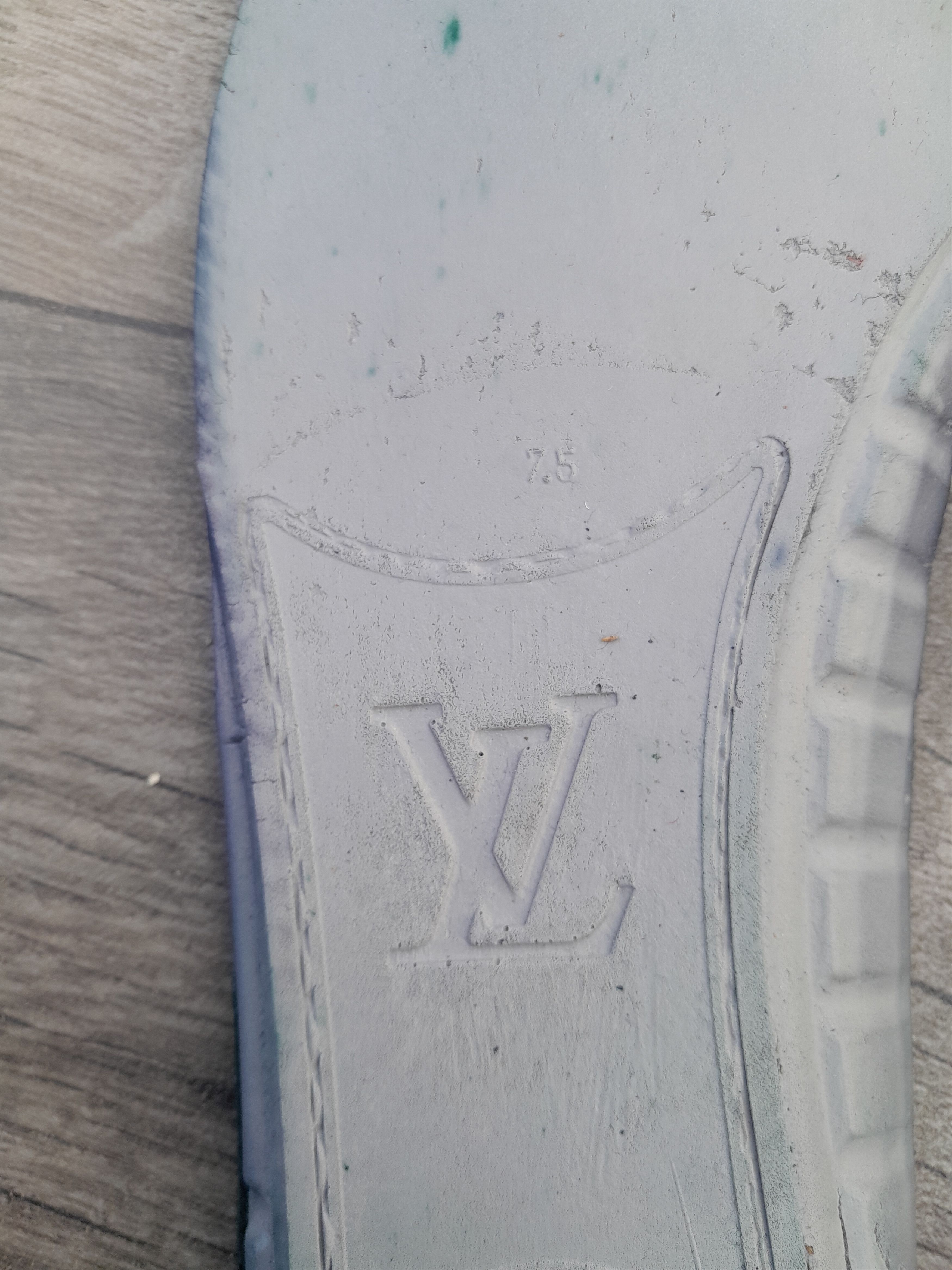 Louis Vuitton Louis Vuitton Rivoli Sneaker Size US 9.5 / EU 42-43 - 16 Thumbnail