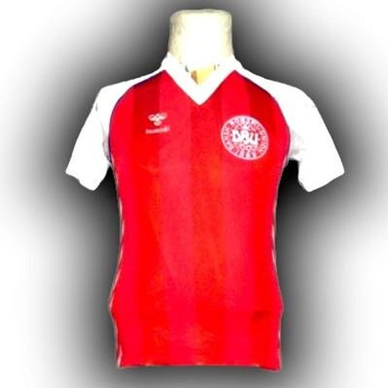 Hummel Denmark 1984 1985 Home Shirt Jersey Size US S / EU 44-46 / 1 - 1 Thumbnail