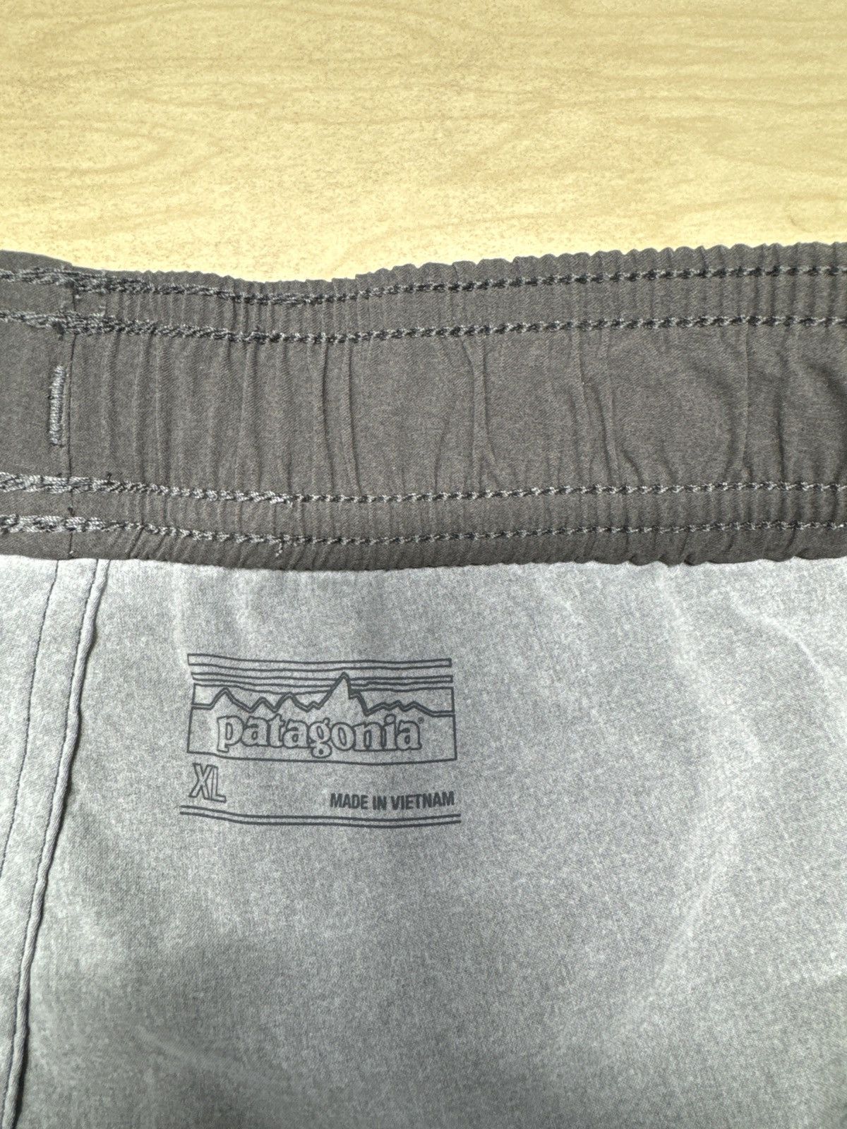 Patagonia Patagonia men’s stretch wavefarer volley 16 Sz Xl Size US 38 / EU 54 - 6 Thumbnail