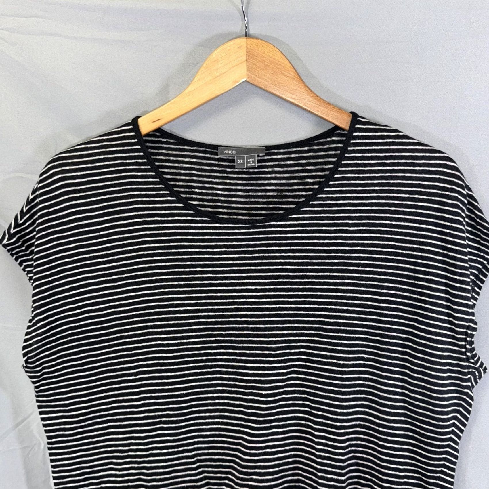 Vince Vince Shirt Womens XS Black White Striped Scoop Neck Cap Sleeve Lightweight T-Shirt Size XS / US 0-2 / IT 36-38 - 3 Thumbnail