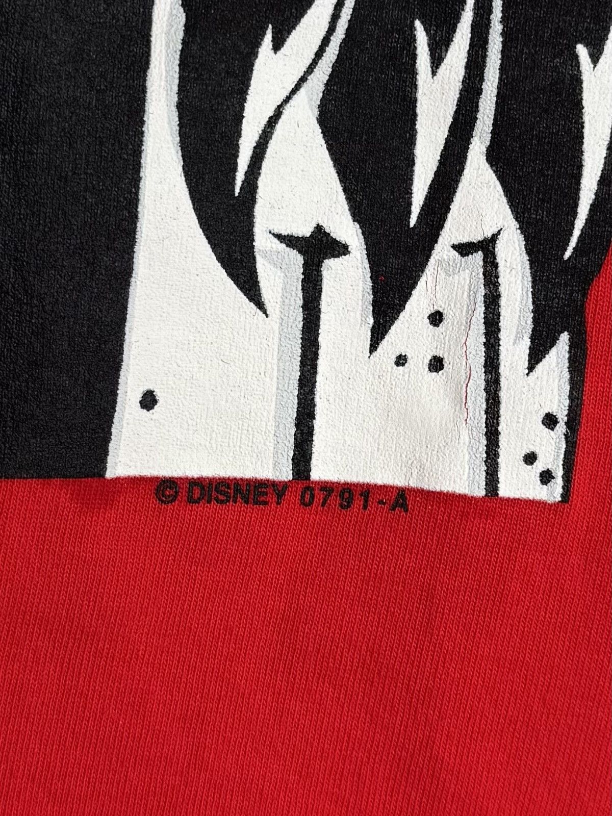 Vintage Vintage 101 Dalmatians Cruella De Vil Single Stitch T-shirt Size US XL / EU 56 / 4 - 4 Thumbnail