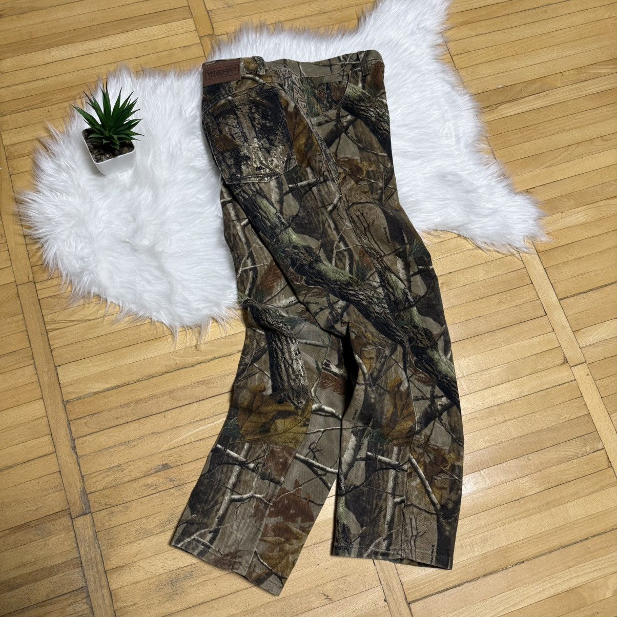 Wrangler 📌 Vintage Wrangler Realtree Camo Y2K Baggy Jeans Rare Size 38" / US 16 / IT 52 - 18 Thumbnail