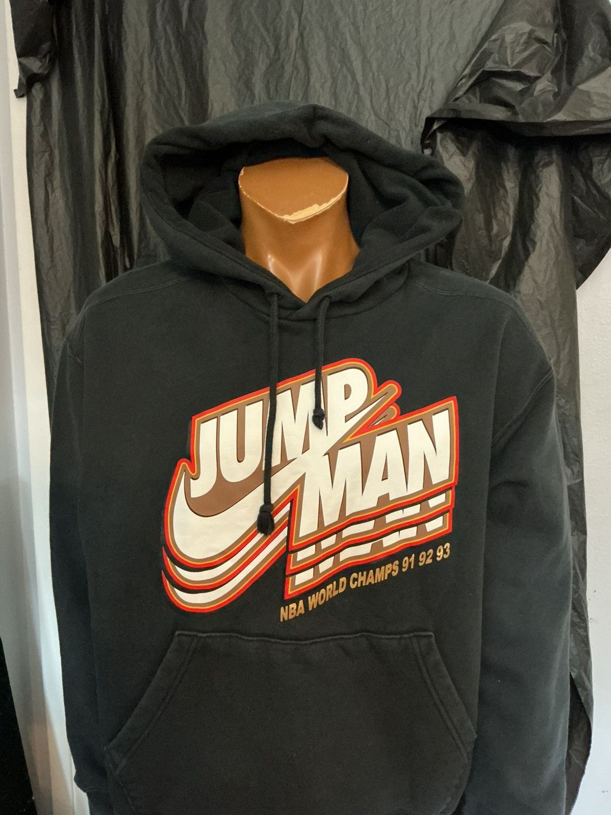 Jordan Brand Air Jordan Nike Jumpman Logo 3 Peat NBA World Champs Hoodie Size US XXL / EU 58 / 5 - 10 Thumbnail