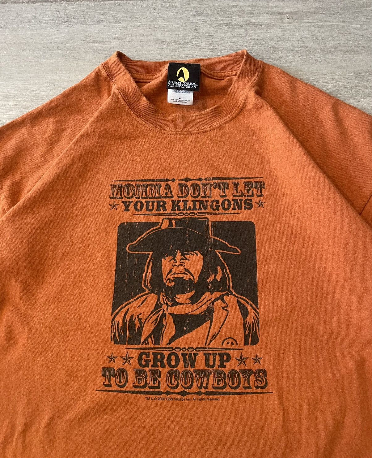Vintage Vintage Star Trek Klingon Cowboy Promo Tee 2006 Size US XL / EU 56 / 4 - 2 Thumbnail