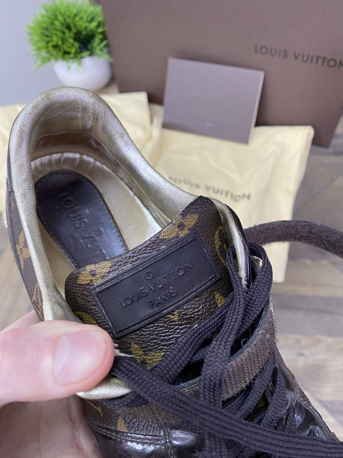 Louis Vuitton Vintage Louis Vuitton Brown Monogram Sneakers Size US 8.5 / IT 38.5 - 10 Thumbnail