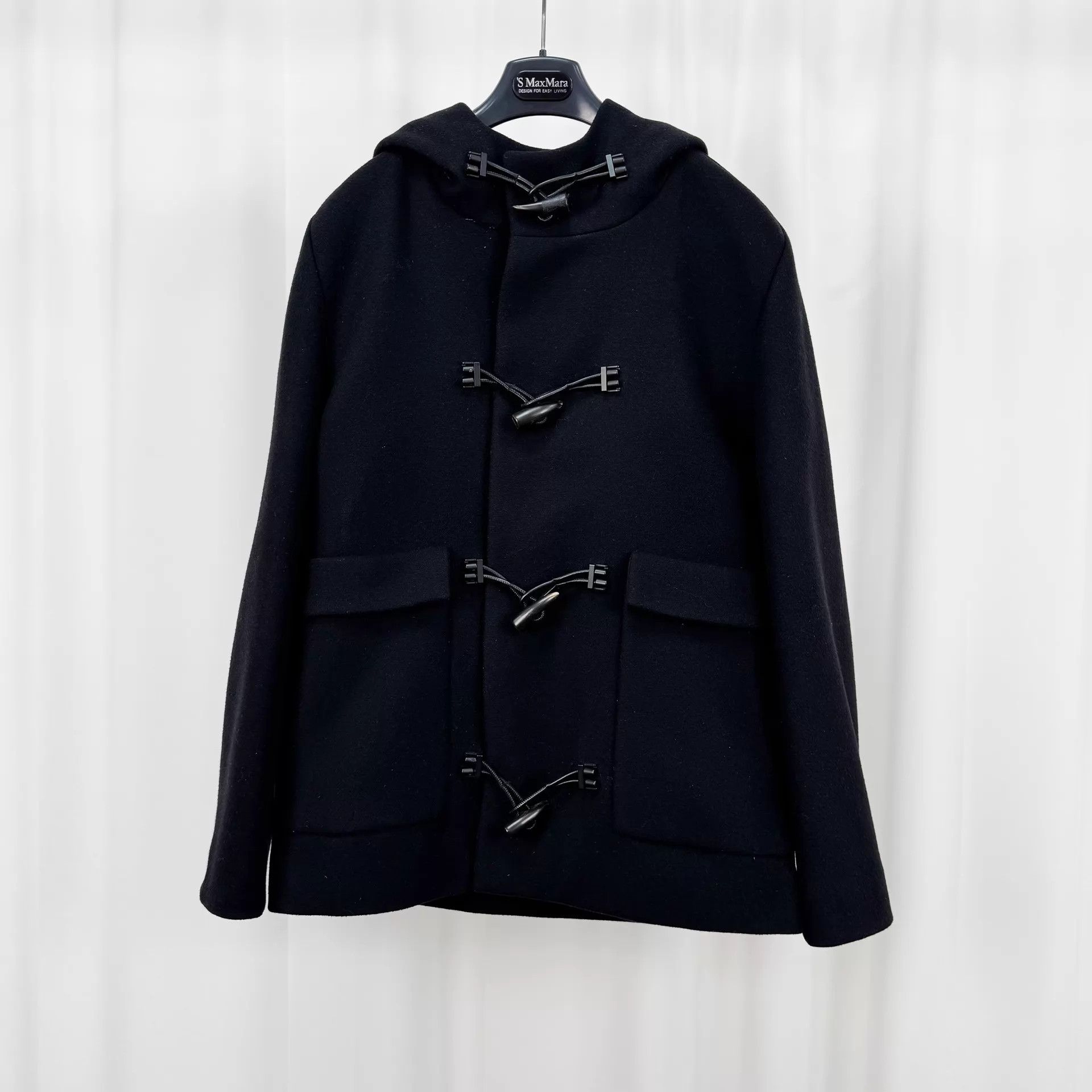 Balenciaga Balenciaga Black Wool Horn Button Coat 50 98 New 1stB Sticky Size US M / EU 48-50 / 2 - 1 Thumbnail