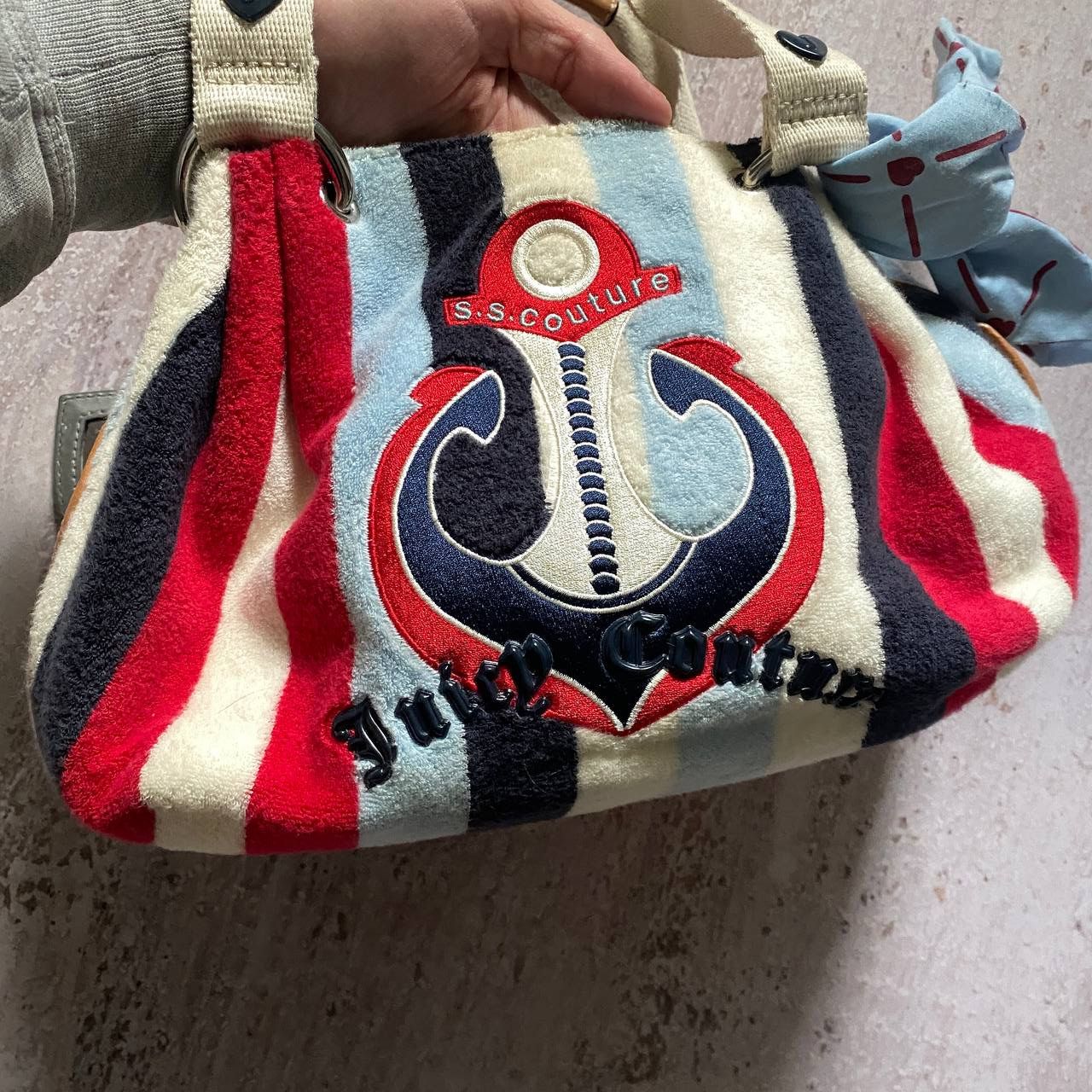 Juicy Couture VINTAGE Y2K JUICY COUTURE VERY RARE AMAZING CUTE VELVET BAG Size ONE SIZE - 3 Thumbnail