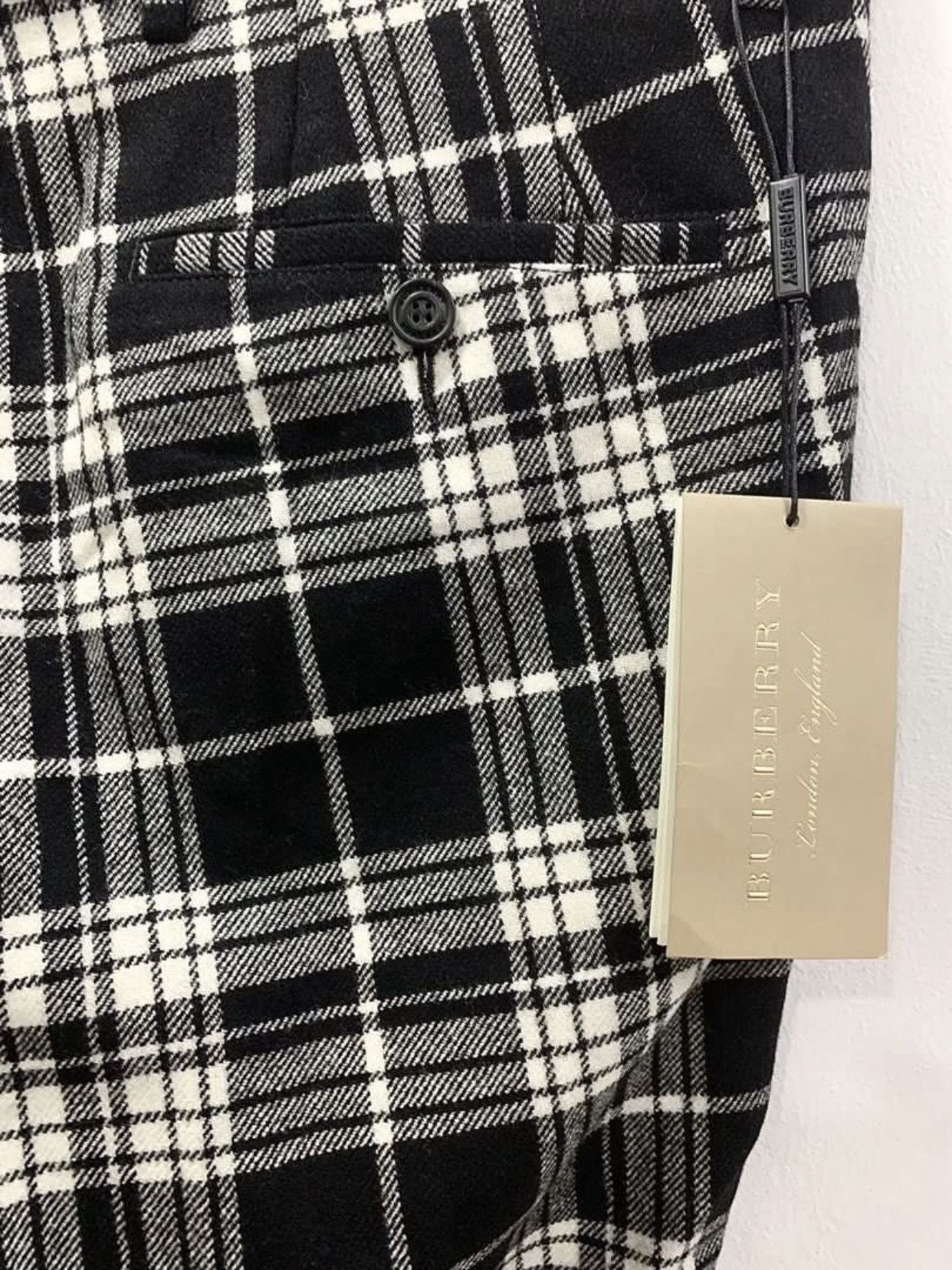 Burberry BURBERRY SERPENTINE TARTAN CHECK - CASHMERE BLEND TROUSERS Size US 32 / EU 48 - 8 Thumbnail