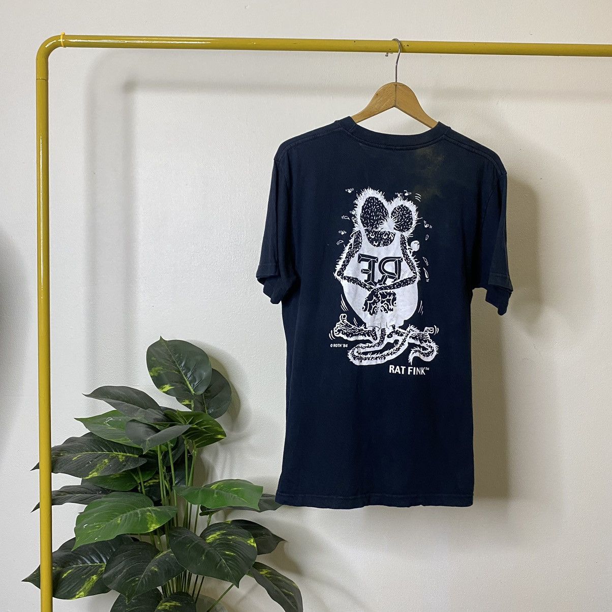 Japanese Brand × Vintage Y2K Mooneyes Japan x Ratfink Fever T Shirt Size US M / EU 48-50 / 2 - 5 Thumbnail