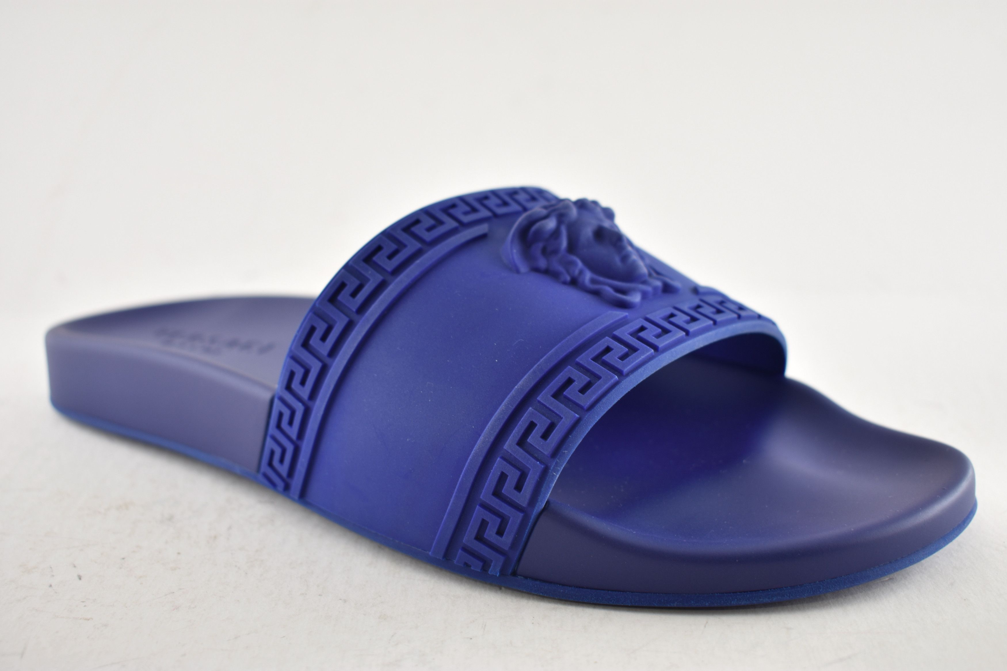 Versace Medusa Rubber Logo Slide Pool Sandal Flip Flop Flat 44 11 Size US 11 / EU 44 - 5 Thumbnail