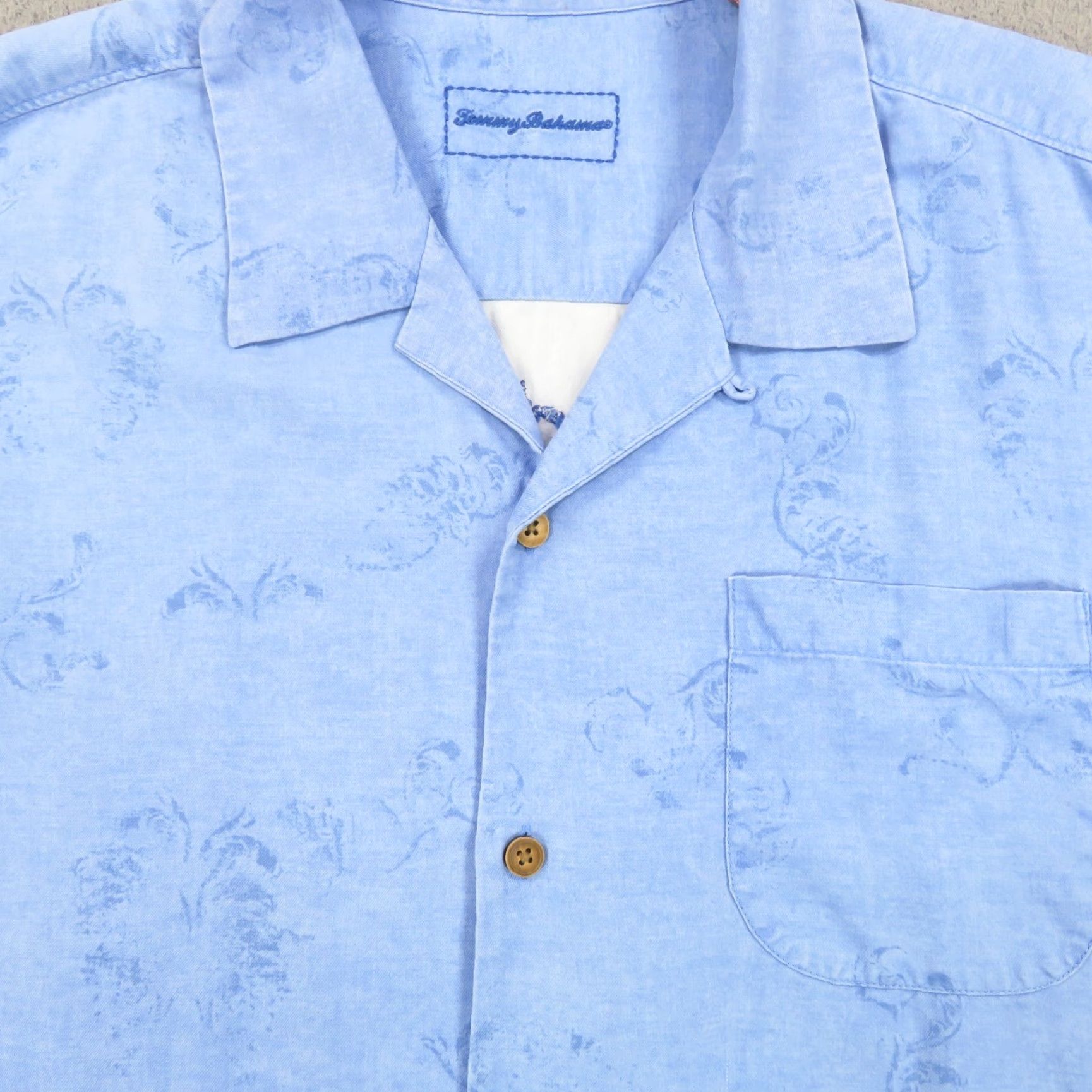 Tommy Bahama VINTAGE Tommy Bahama Silk Shirt XL Men Embroidered Button-Up Blue Floral Print Beach Hawaiian Tropical Shirt Mens Size US XL / EU 56 / 4 - 2 Thumbnail