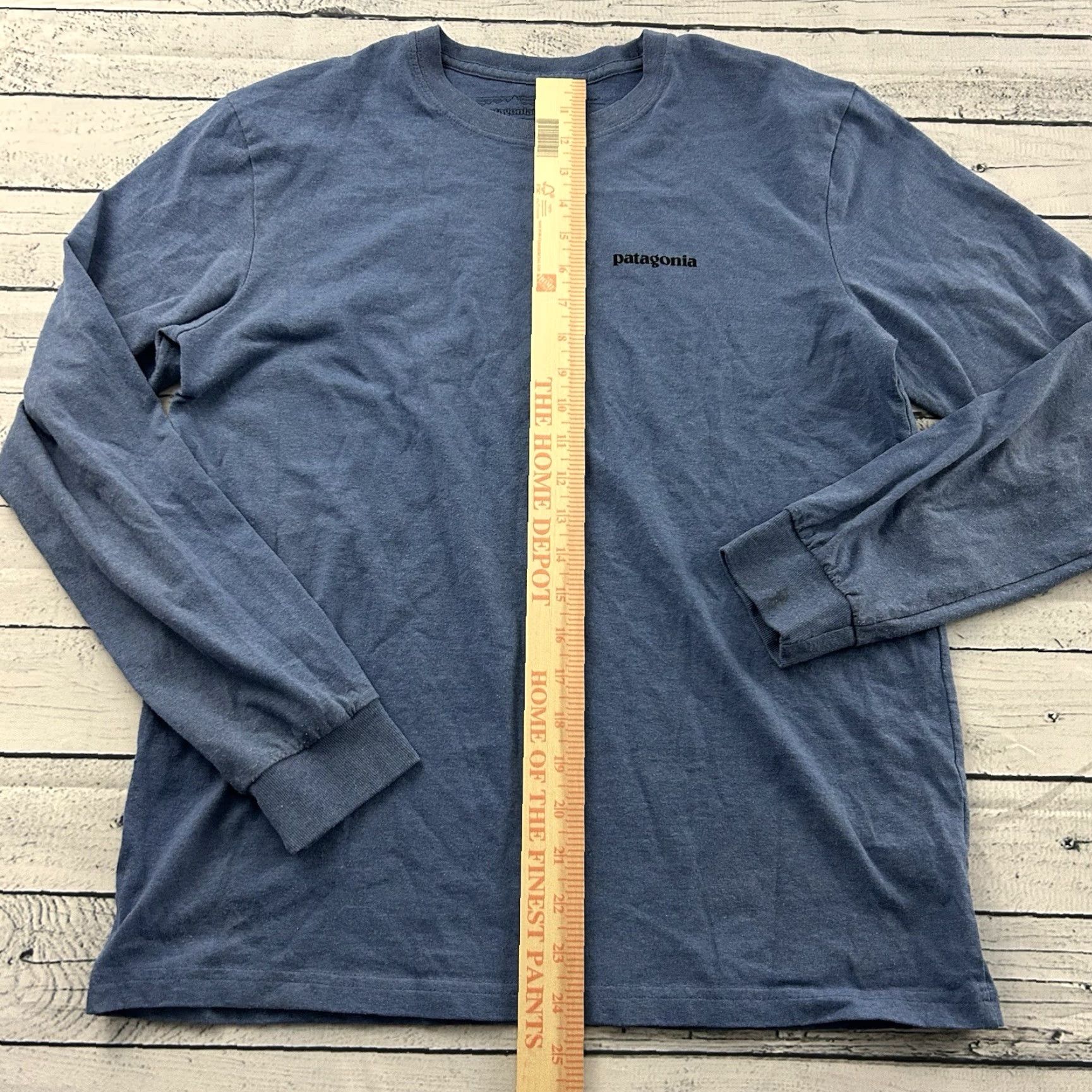 Patagonia Patagonia T-shirt Regular Fit Long Sleeve Men Small Blue Fitz Roy Bison Shirt Mens Blue Patagonia Regular Fit Long Sleeve T-Shirt Fitz Roy Bison Size US S / EU 44-46 / 1 - 5 Thumbnail