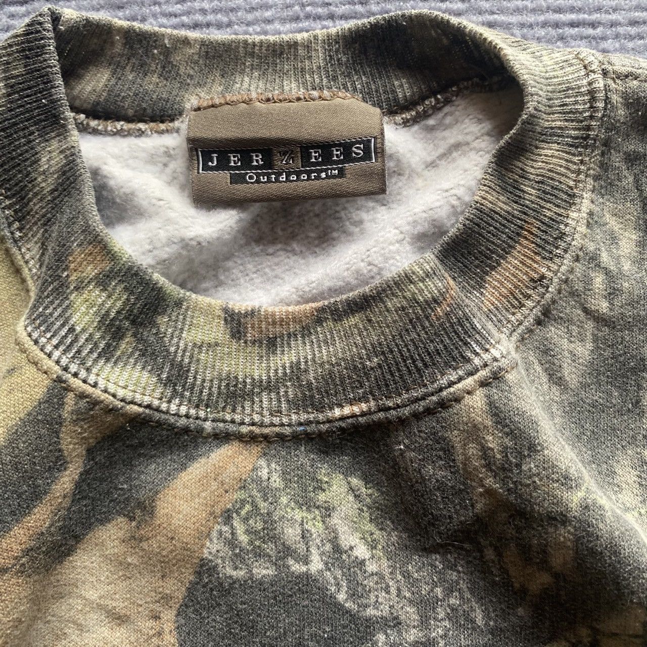 Carhartt × Realtree × Vintage Crazy Vintage Carhartt Style Realtree Camo Crewneck Size US XL / EU 56 / 4 - 3 Thumbnail