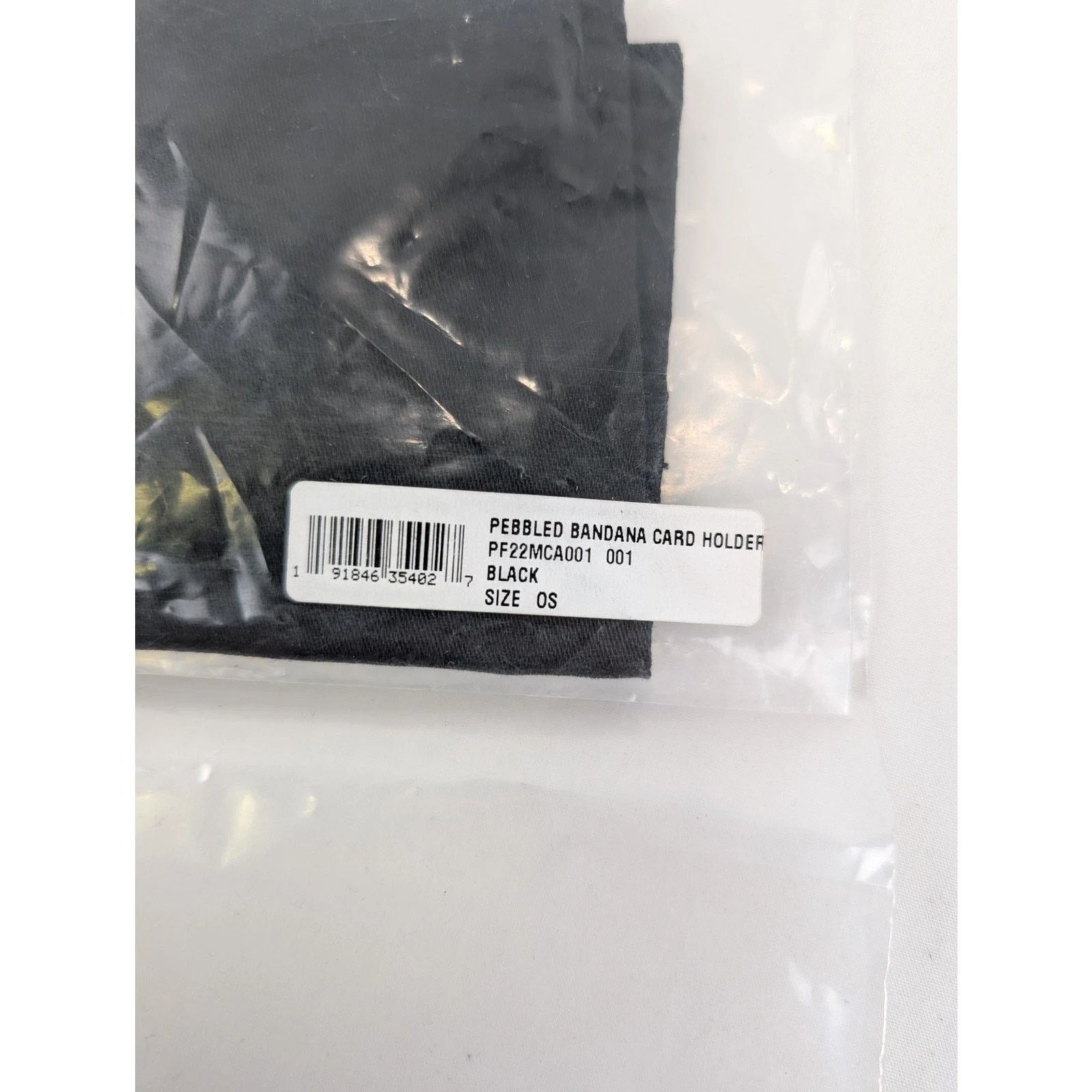 Amiri o1rshd1 Q:2 / Size:OS / Pebbled Bandana Card Holder in Black Size ONE SIZE - 9 Thumbnail
