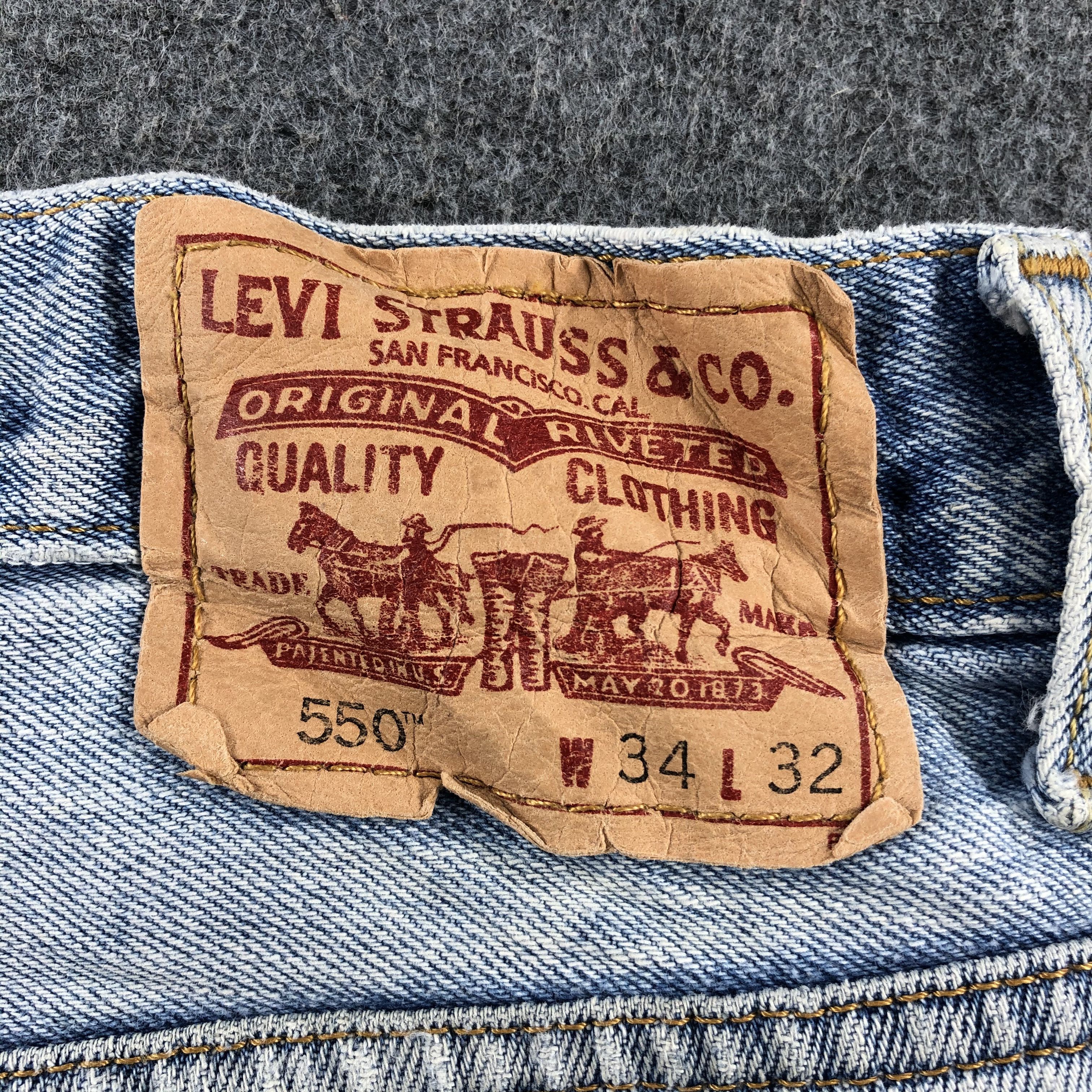Levi's Vintage Blue Wash Levis 550 Jeans-J2377 Size US 33 - 5 Thumbnail