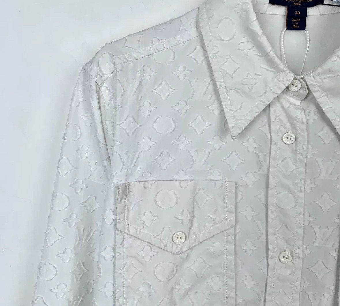 Louis Vuitton Louis Vuitton Lv white logo cotton long sleeved shirt Size US S / EU 44-46 / 1 - 3 Thumbnail