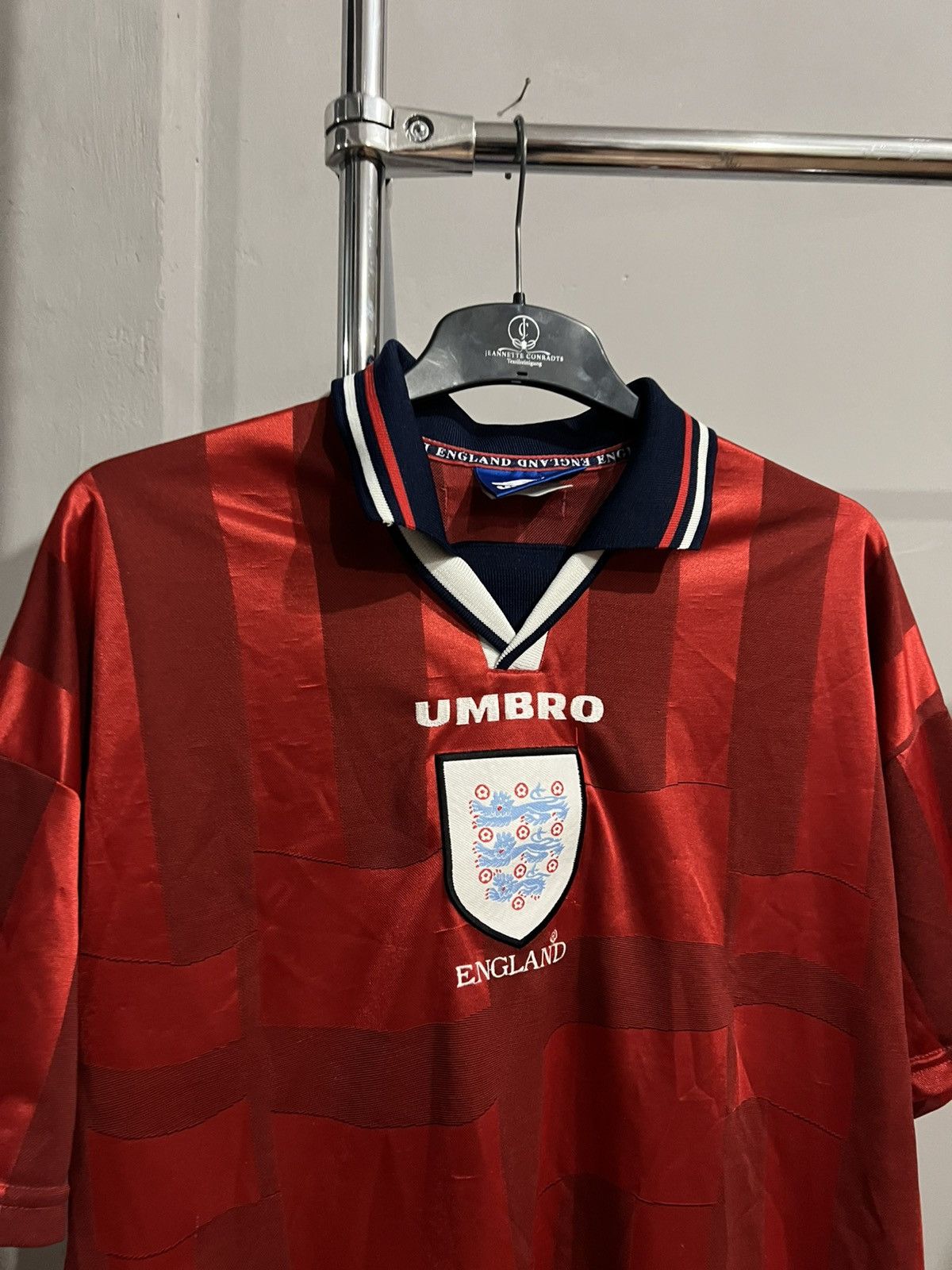 Umbro 1997/99 ENGLAND TEAM AWAY SOCCER JERSEY FOOTBALL SHIRT XL Size US XL / EU 56 / 4 - 5 Thumbnail