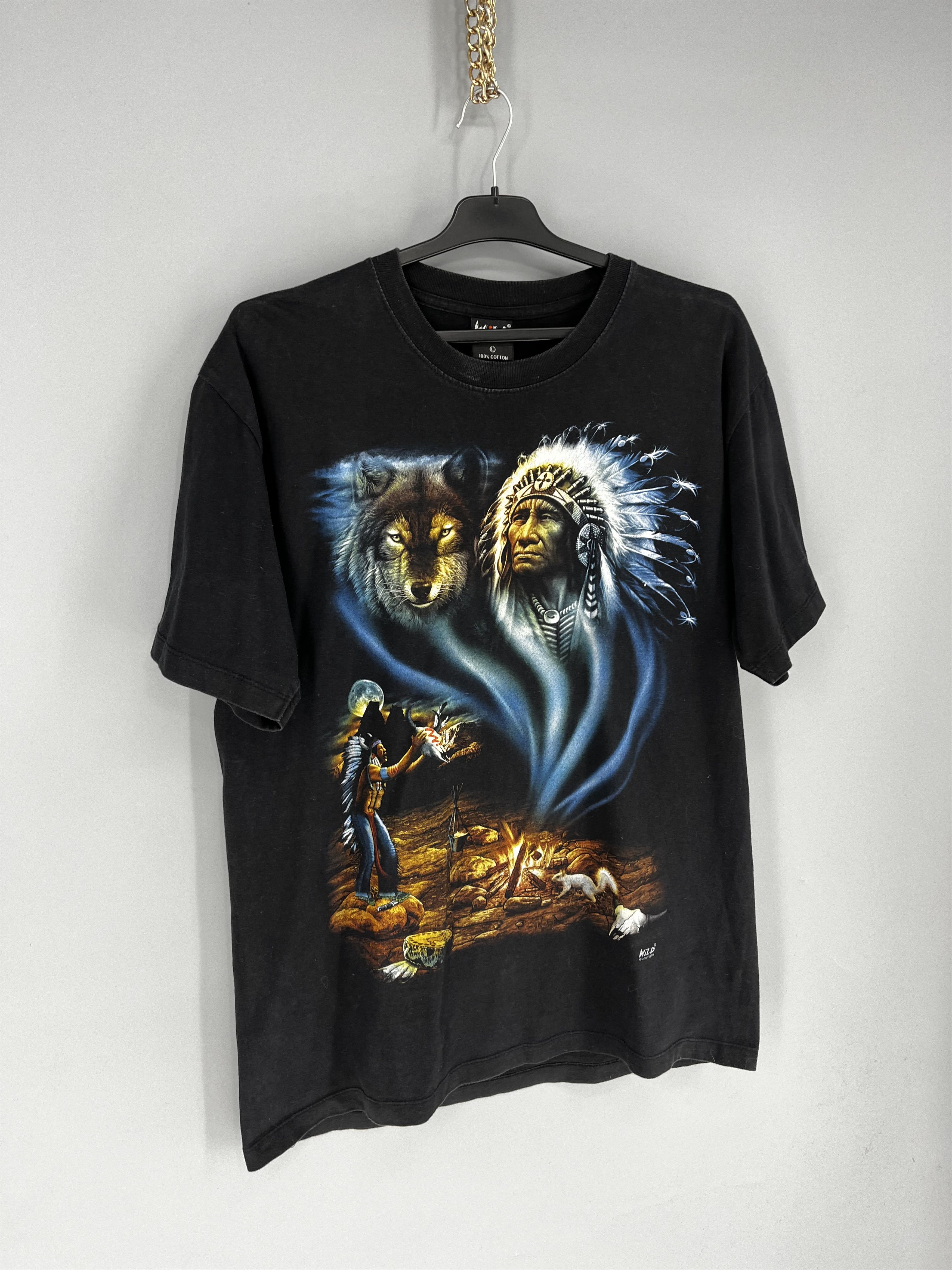 Band Tees Vintage Wild Indian Chief American Native Wolf heavy t-shirt Size US L / EU 52-54 / 3 - 2 Thumbnail