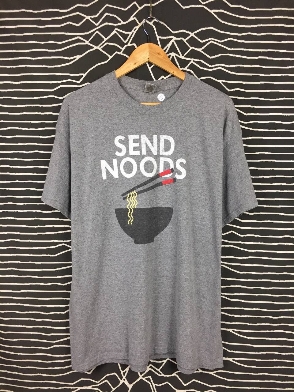 Vintage Send Noods Noodles Chopstick Bowl Funny Humor Graphic Tee Size US XL / EU 56 / 4 - 2 Thumbnail