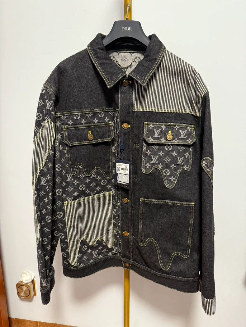 Louis Vuitton Louis VuittonBlack deconstructed patchwork print denim jack Size US L / EU 52-54 / 3 - 1 Thumbnail