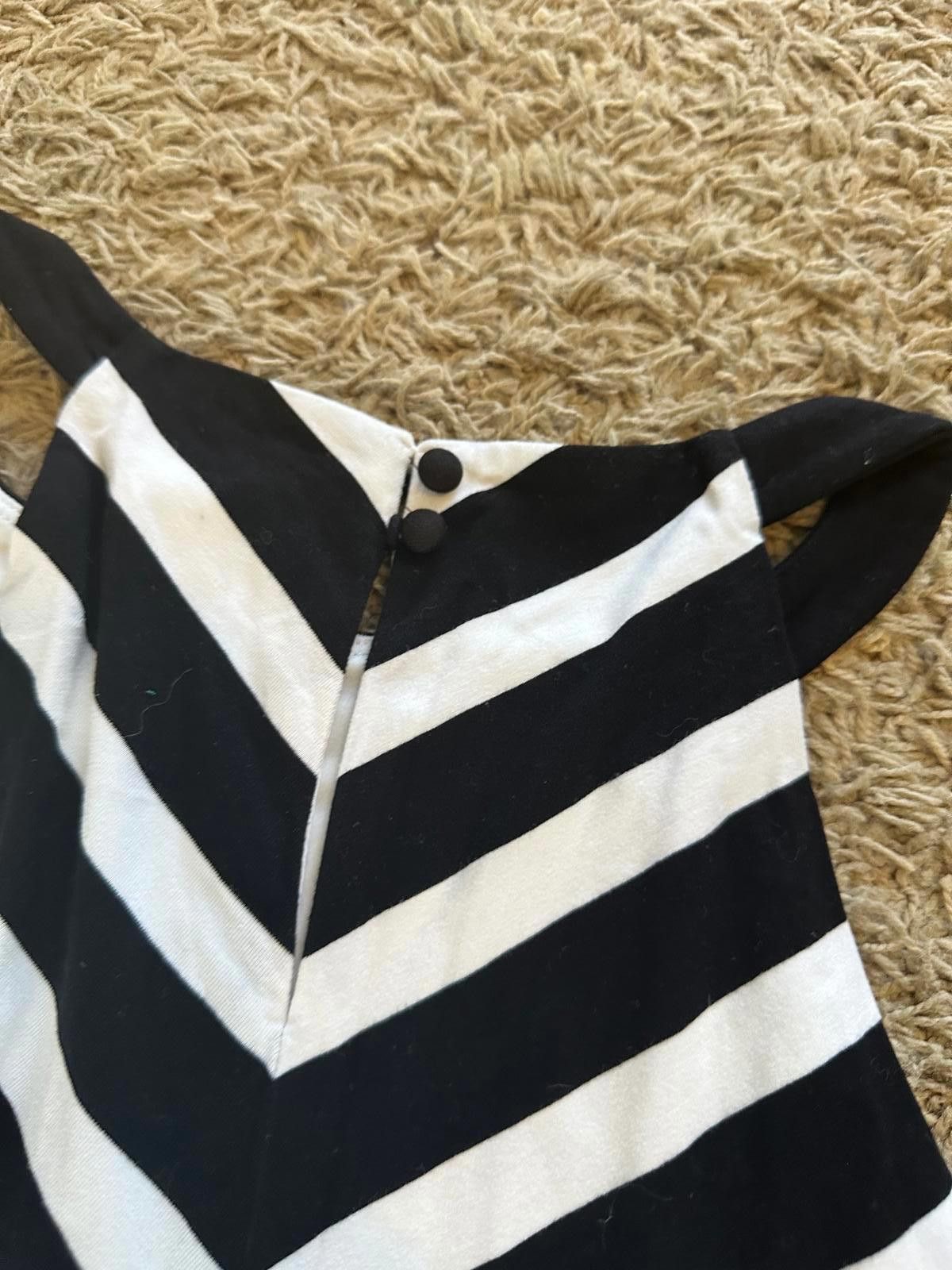 Designer Chic Black & White Striped Maxi Dress Size ONE SIZE - 3 Thumbnail