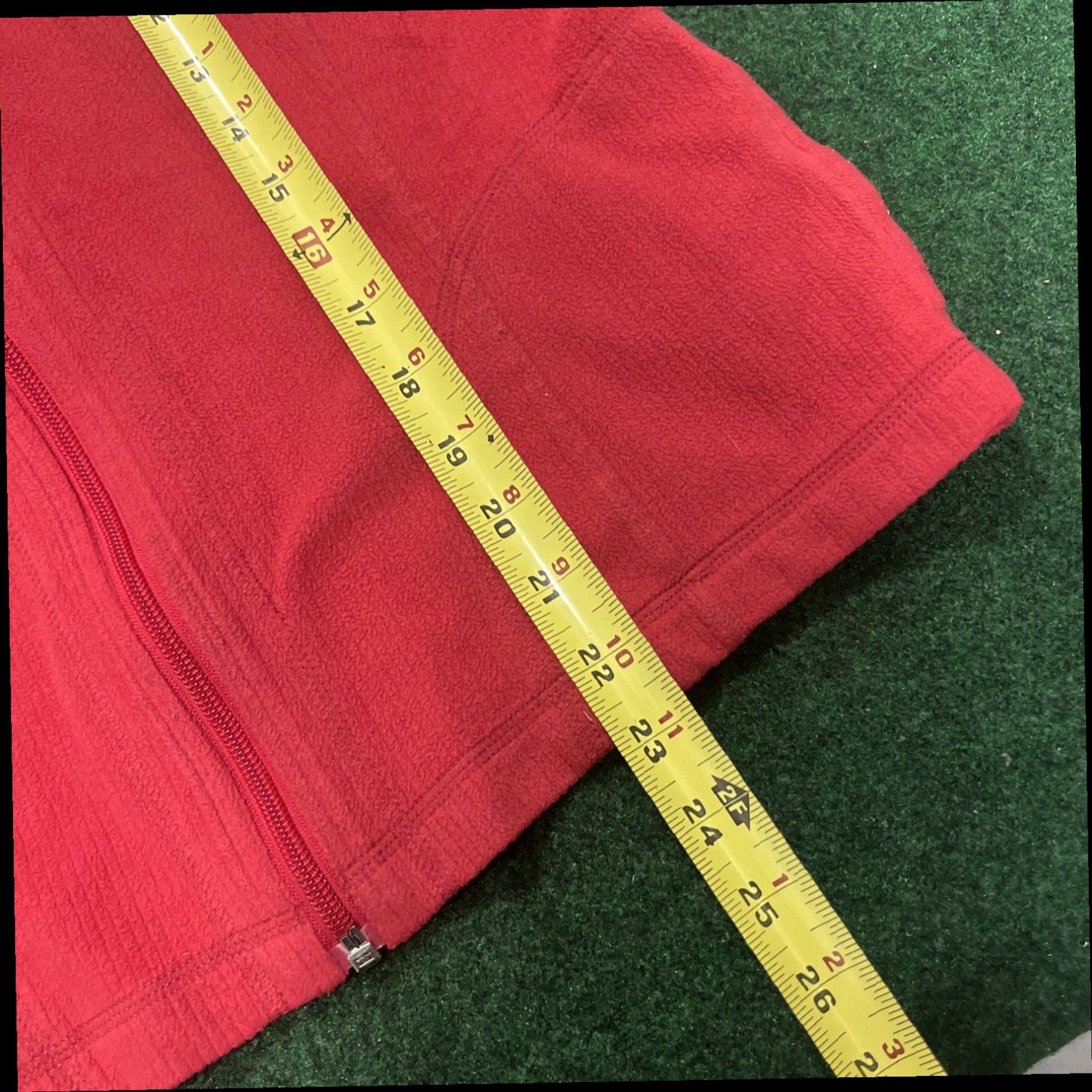 Logo 7 Columbia Vest Womens Large Red Zip Sleeveless Pockets Zip Up Logo Size L / US 10 / IT 46 - 7 Thumbnail