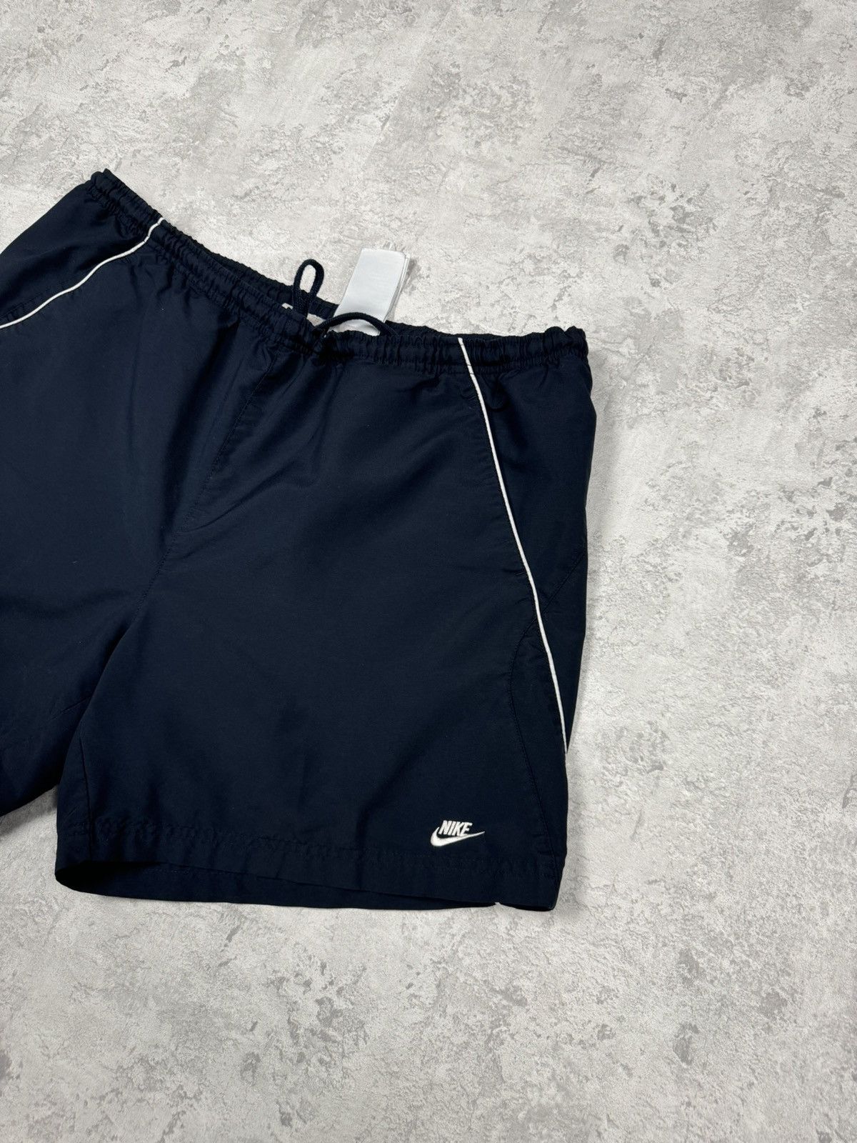 Nike Vintage Nike Y2K Streetwear Sportswear Shorts Size XL Size US 37 - 3 Thumbnail